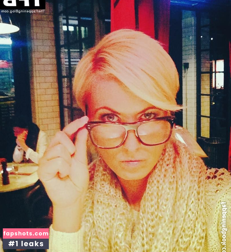 Kamilla Senjo gallery photo #36