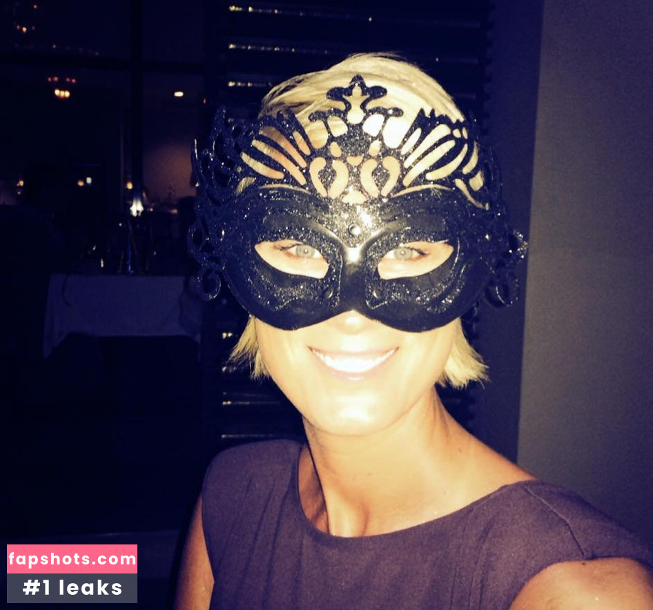 Kamilla Senjo gallery photo #62