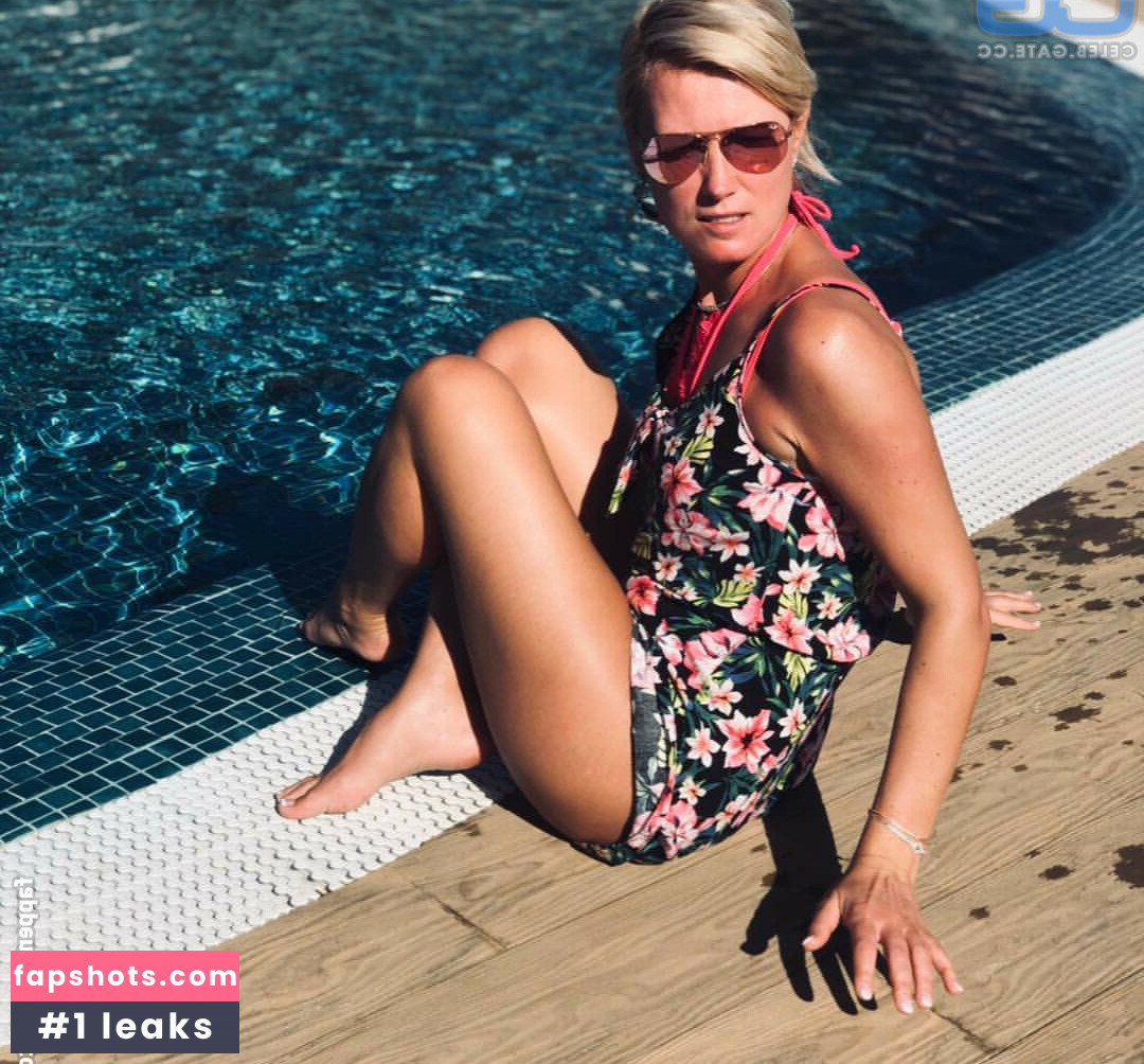 Kamilla Senjo gallery photo #9