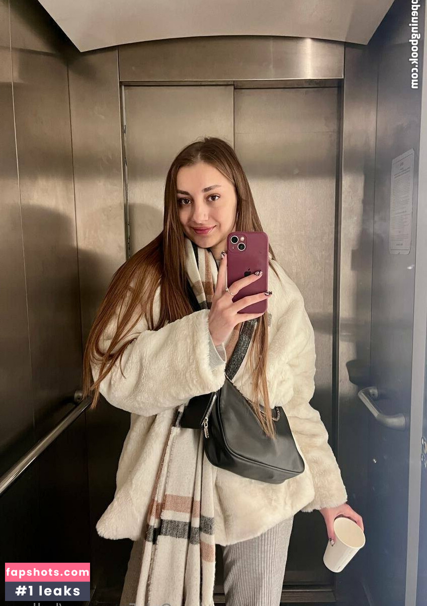 kamilla_star Nude Leaks OnlyFans Photos #20 - LeakJerk