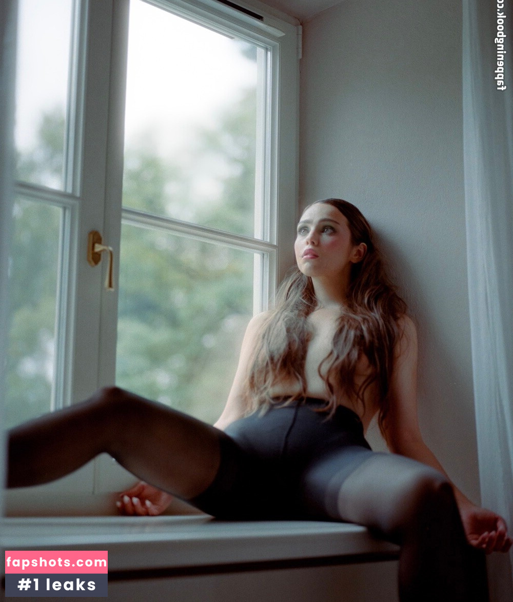 Kamochi ASMR gallery photo #21