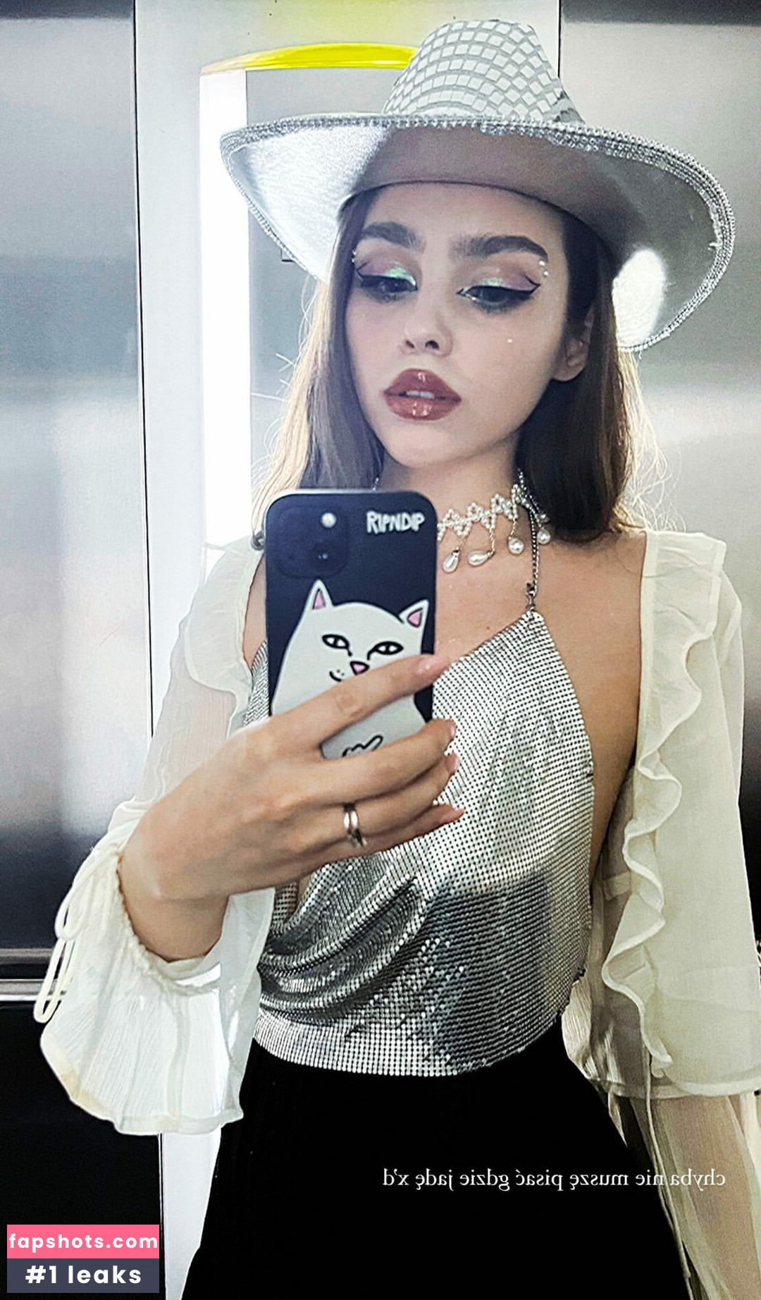 Kamochi ASMR gallery photo #6