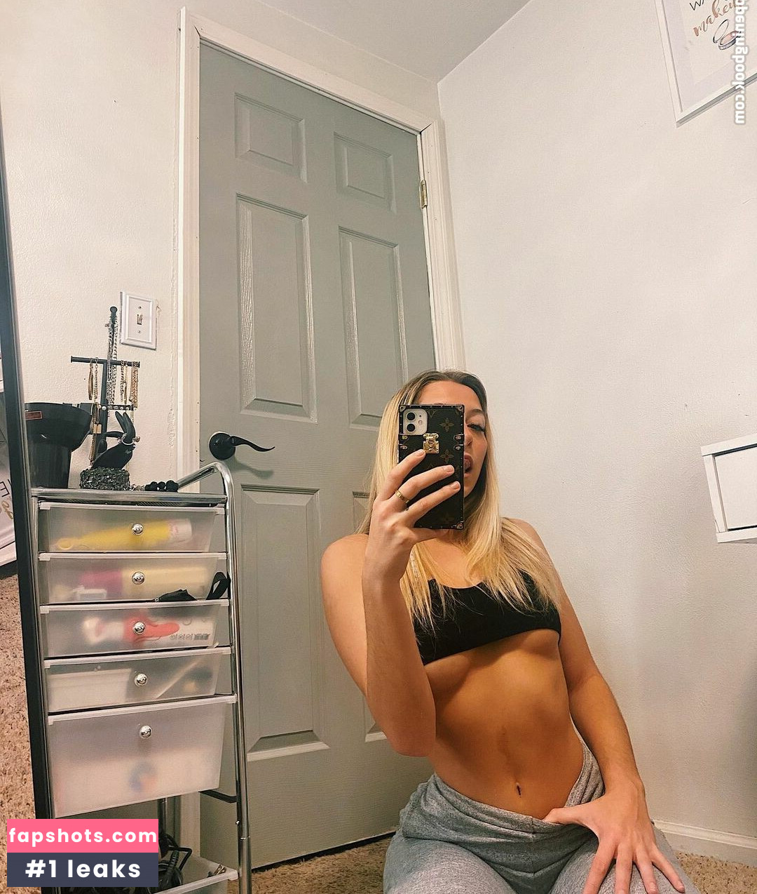 Kamryn Bedore gallery photo #12