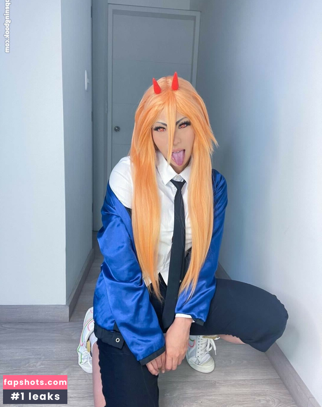 Kanako Redfield gallery photo #8