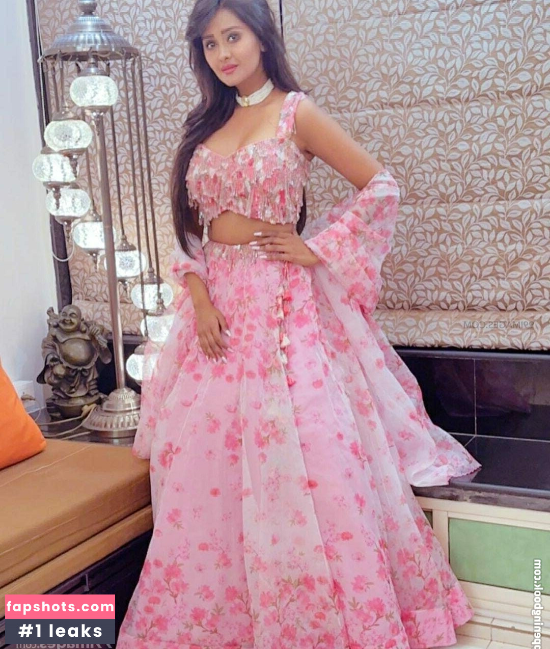 Kanchi Singh gallery photo #14