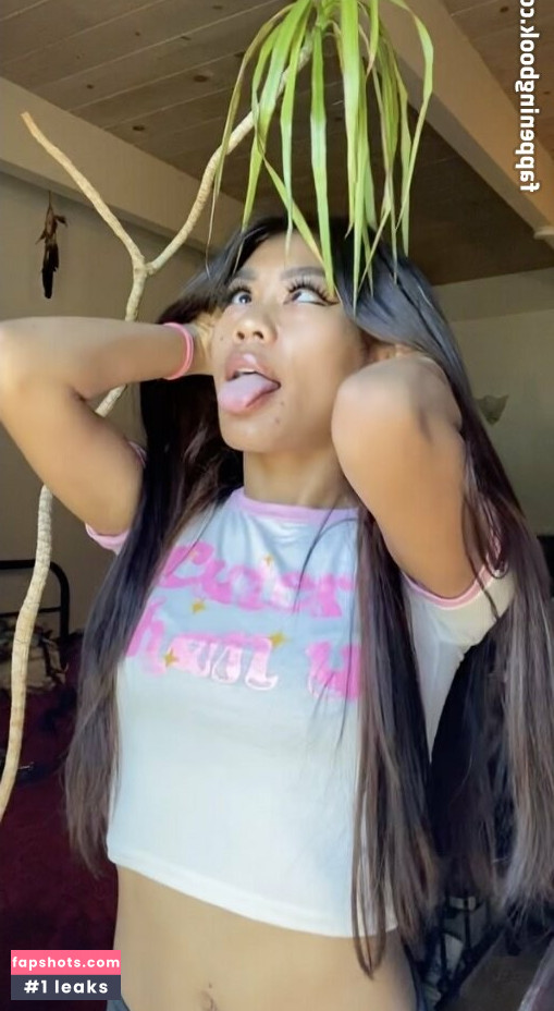 Kandi Kambo gallery photo #2