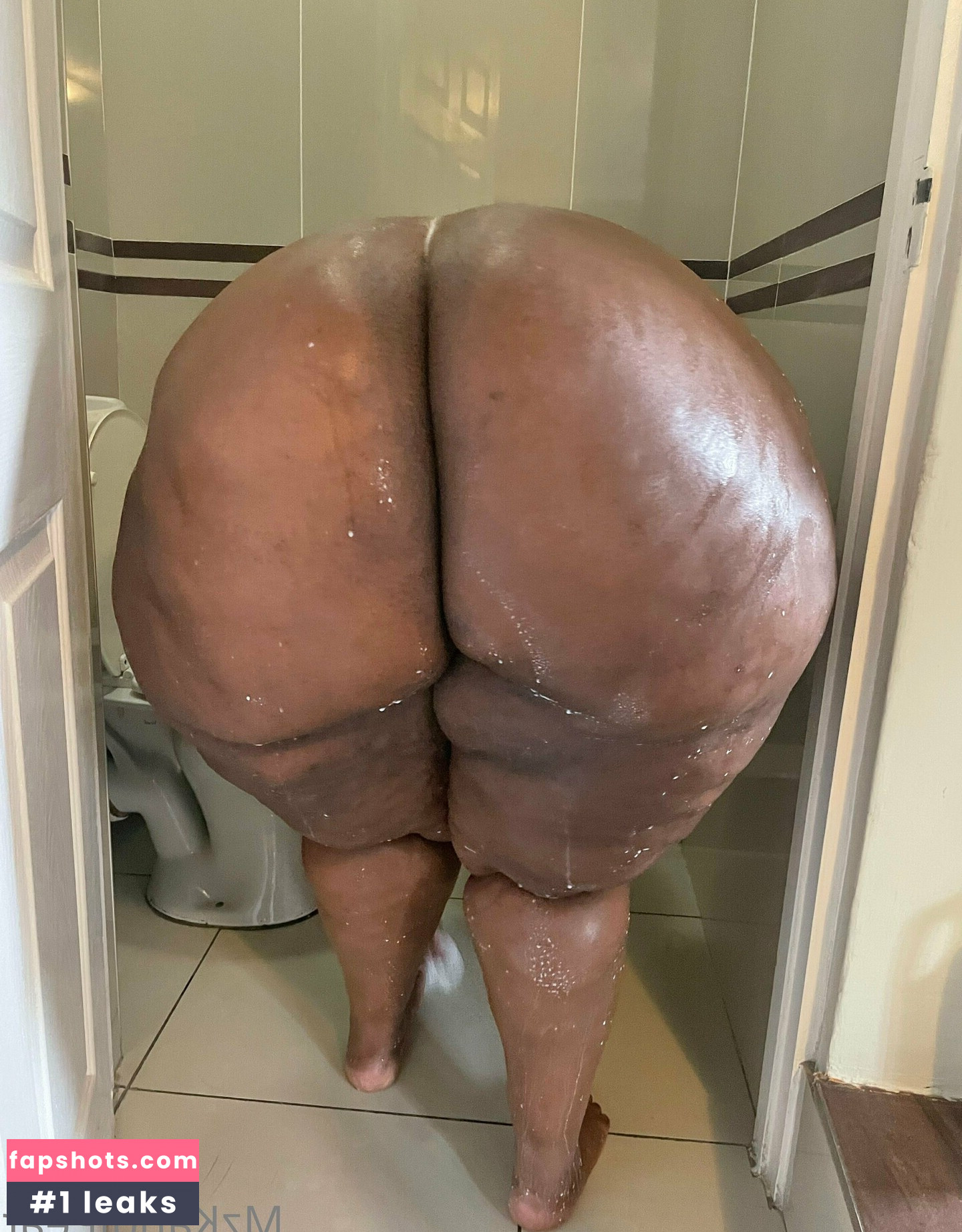 Kandi Pear gallery photo #7