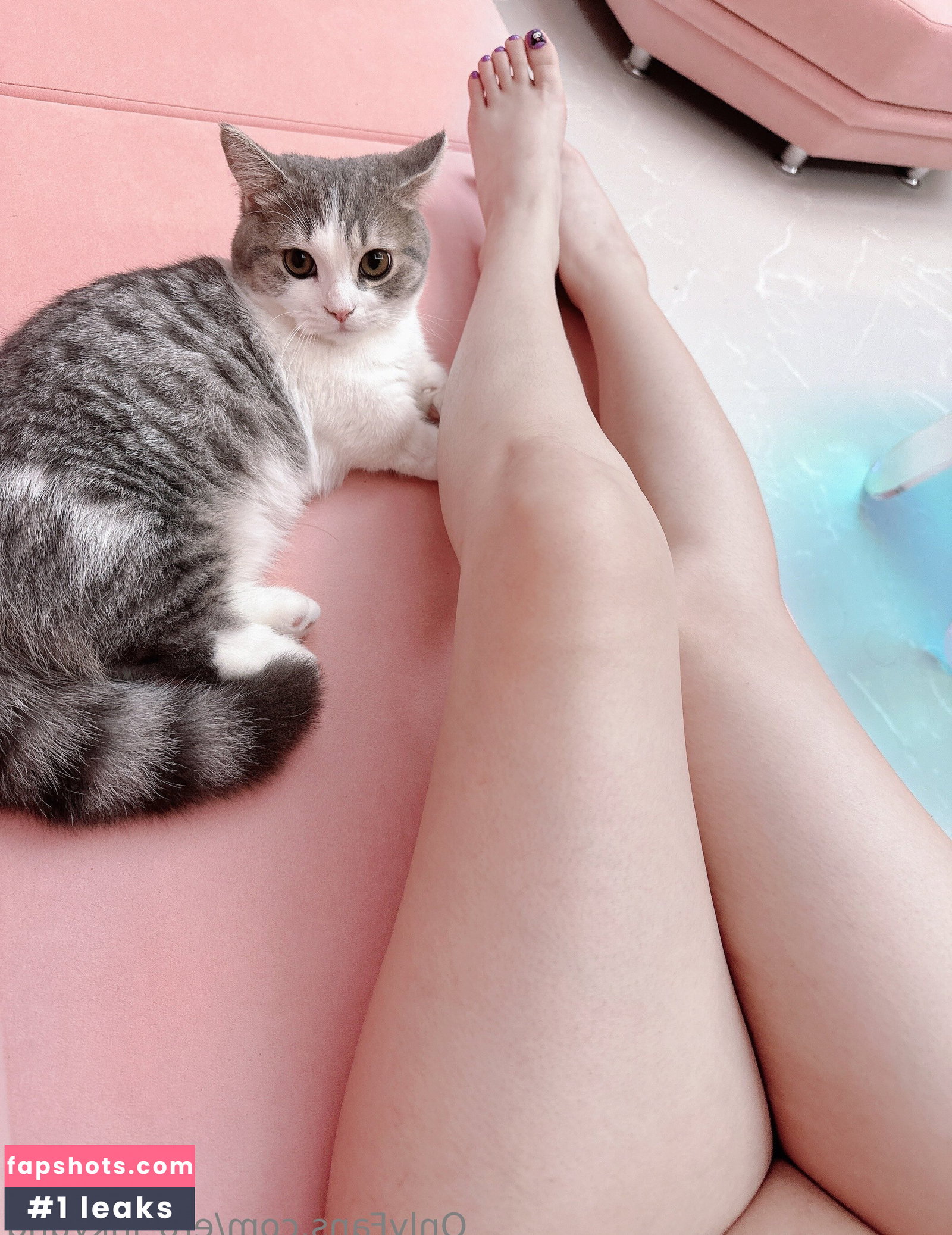 Kang In Kyung gallery photo #43
