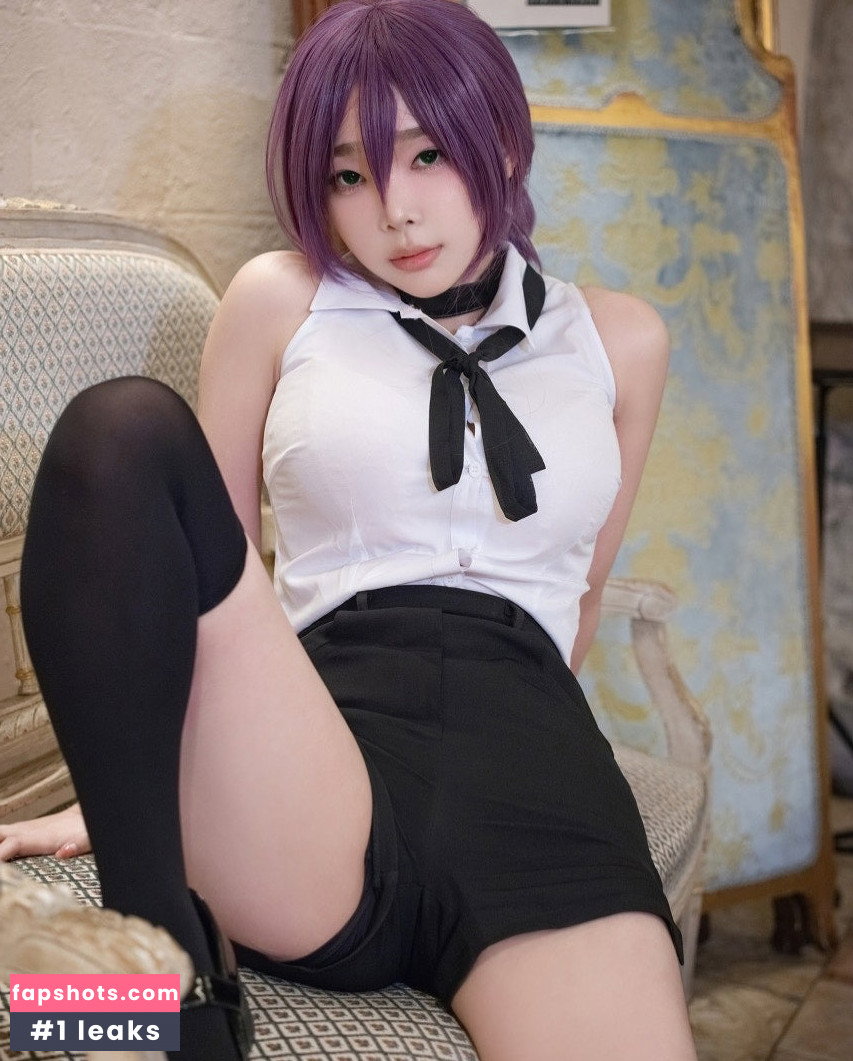 Kang In Kyung gallery photo #259