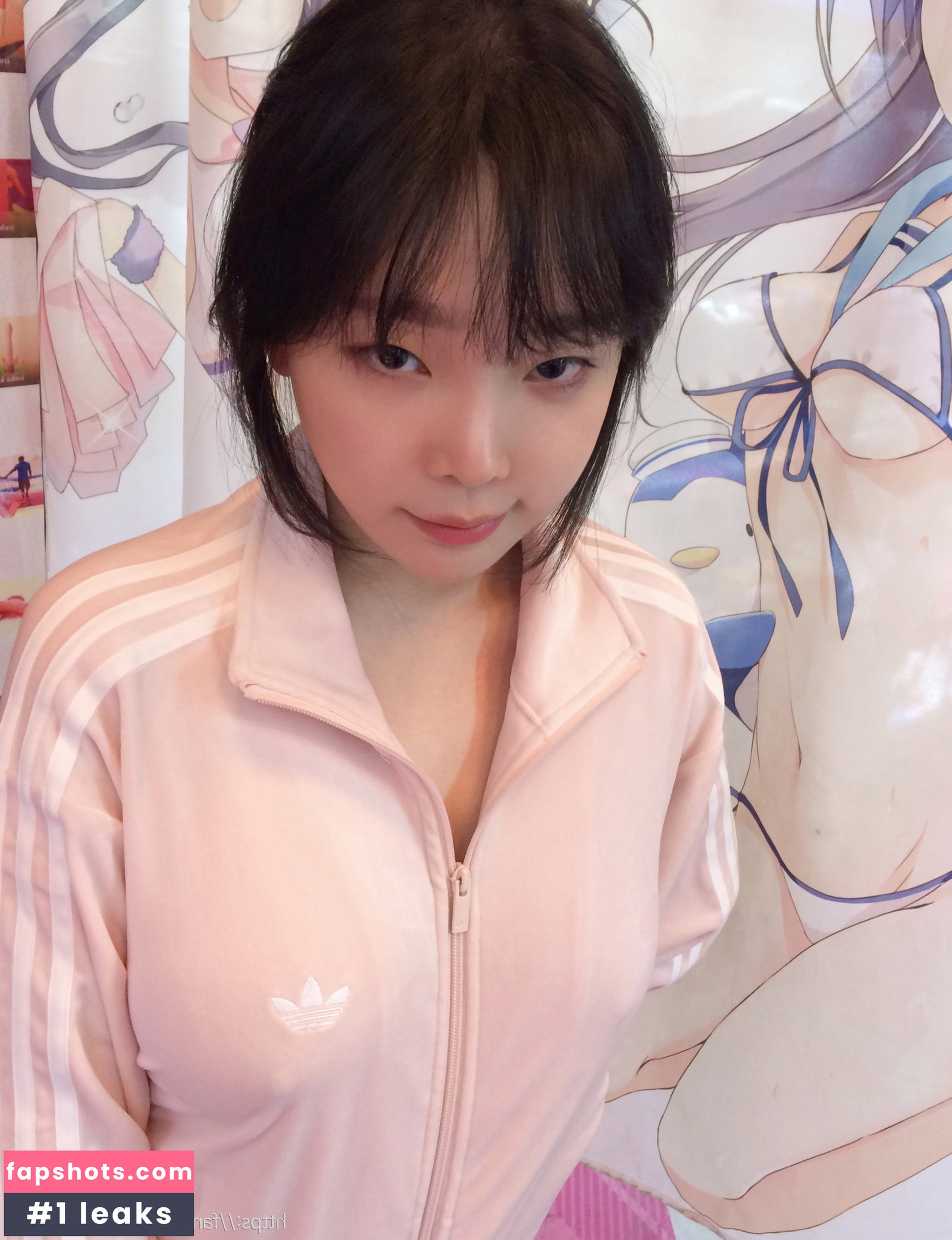 Kang In Kyung gallery photo #31