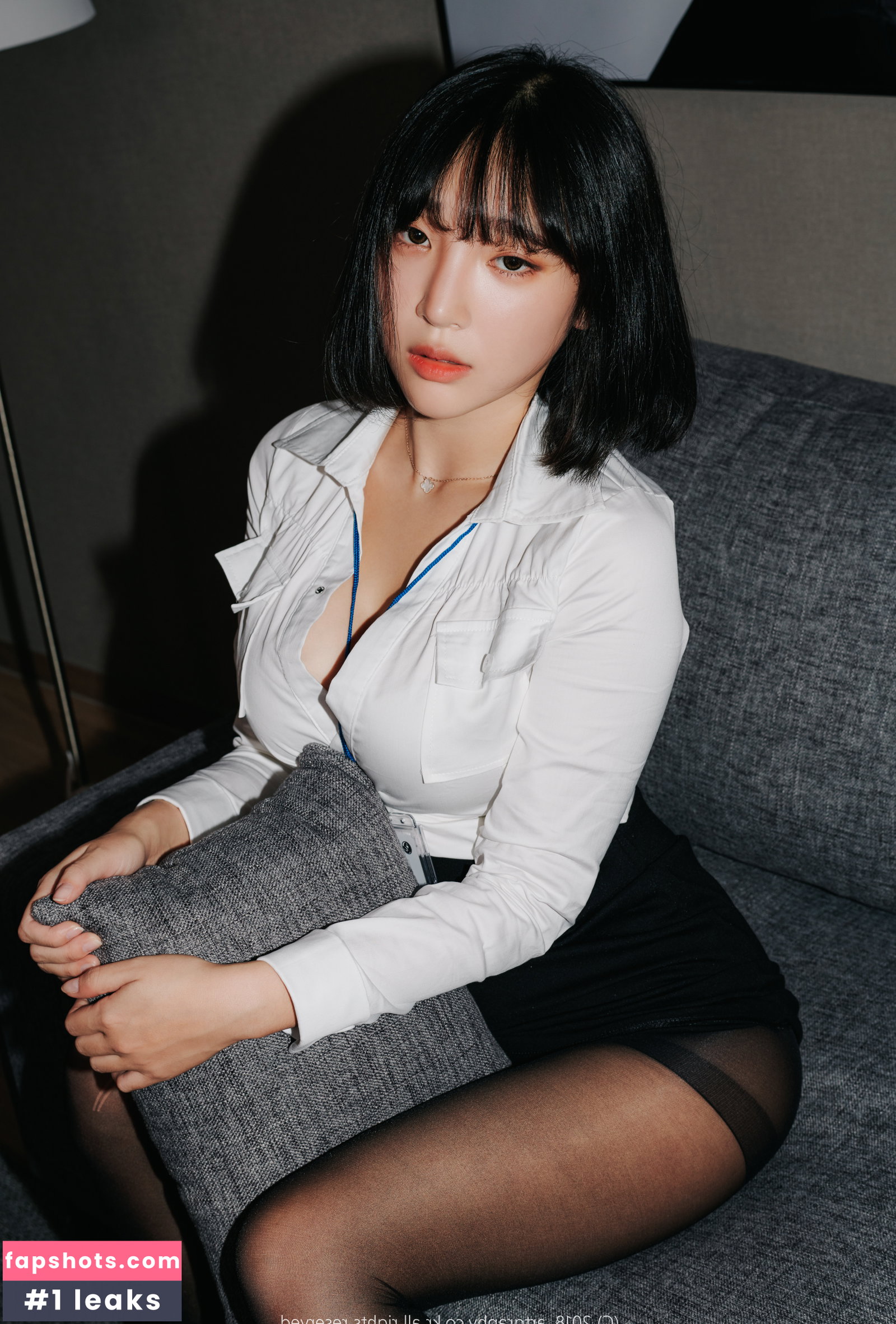 Kang In Kyung gallery photo #621
