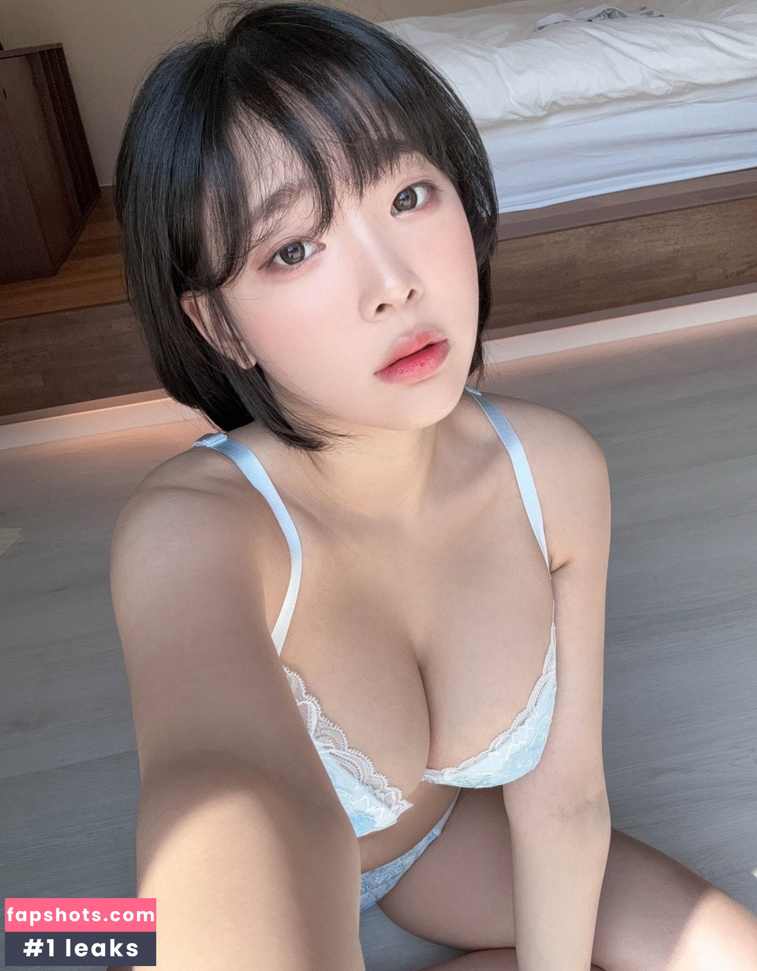 Kang In Kyung gallery photo #1122
