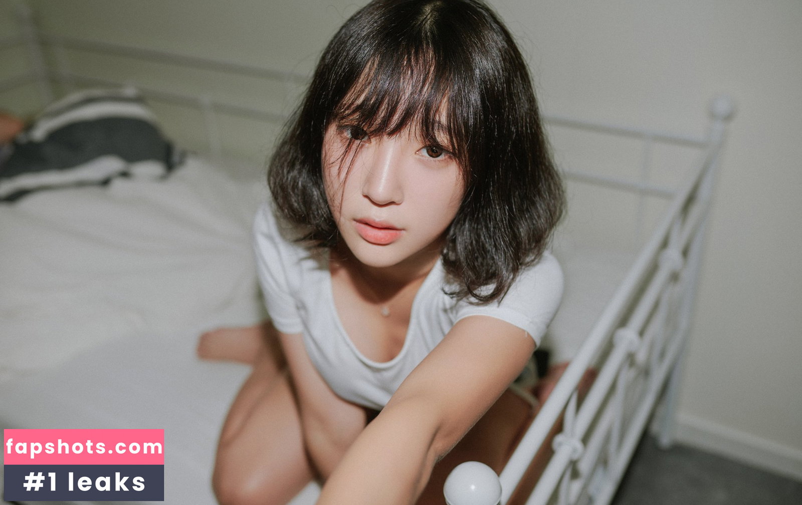 Kang In Kyung gallery photo #694