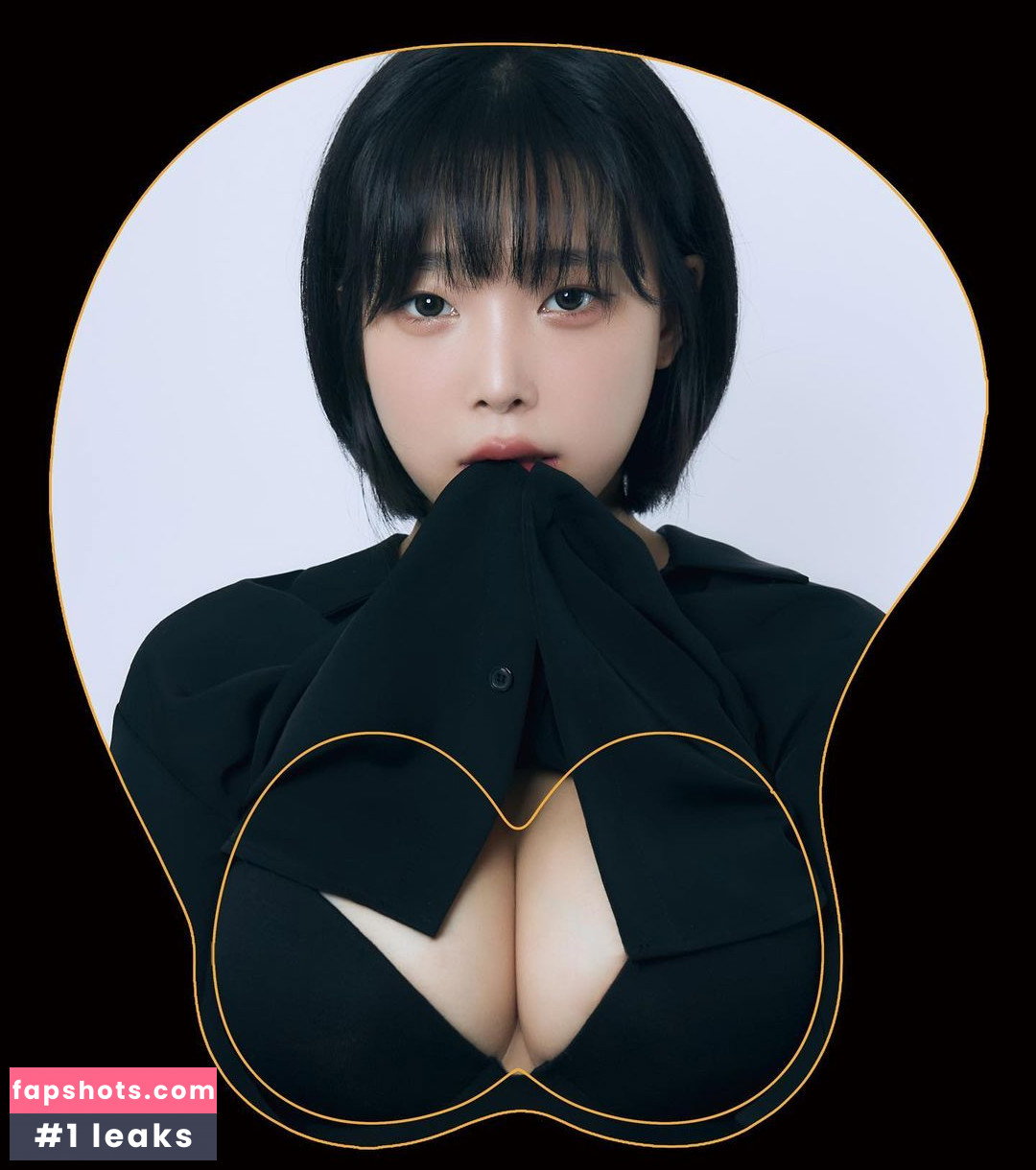 Kang In Kyung gallery photo #593