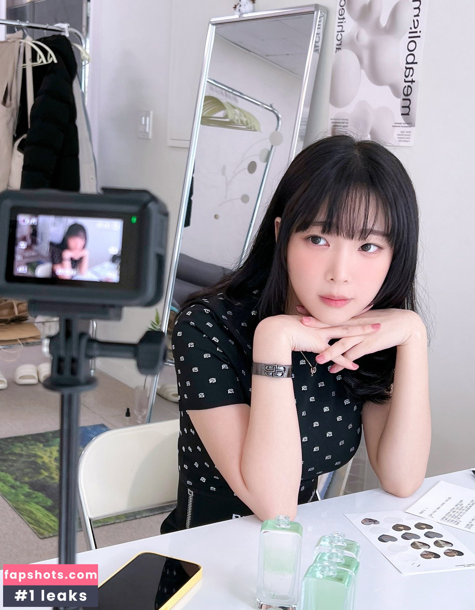 Kang In Kyung gallery photo #171