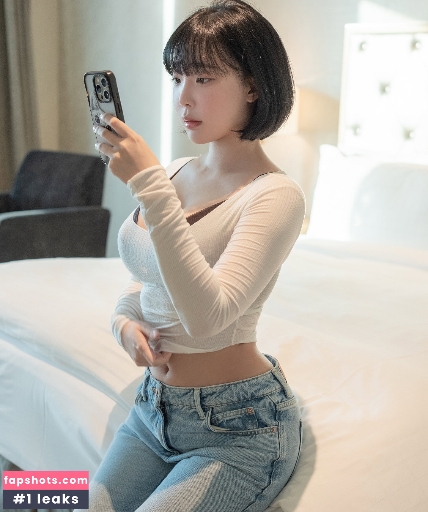 Kang In Kyung gallery photo #474