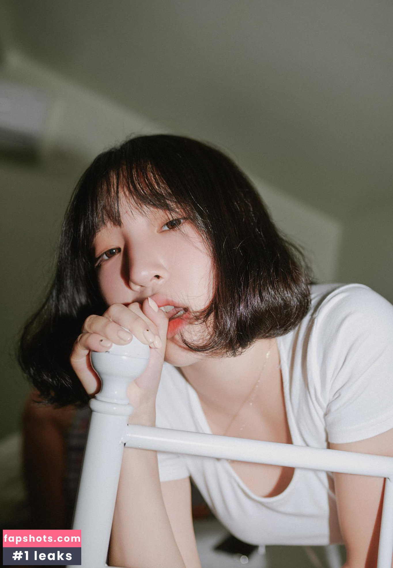 Kang In Kyung gallery photo #152