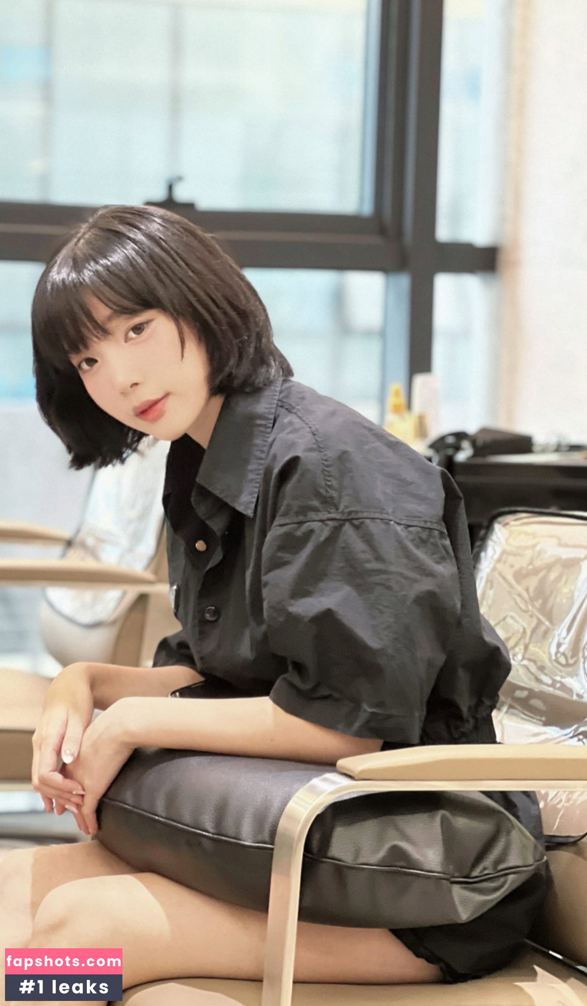 Kang In Kyung gallery photo #525