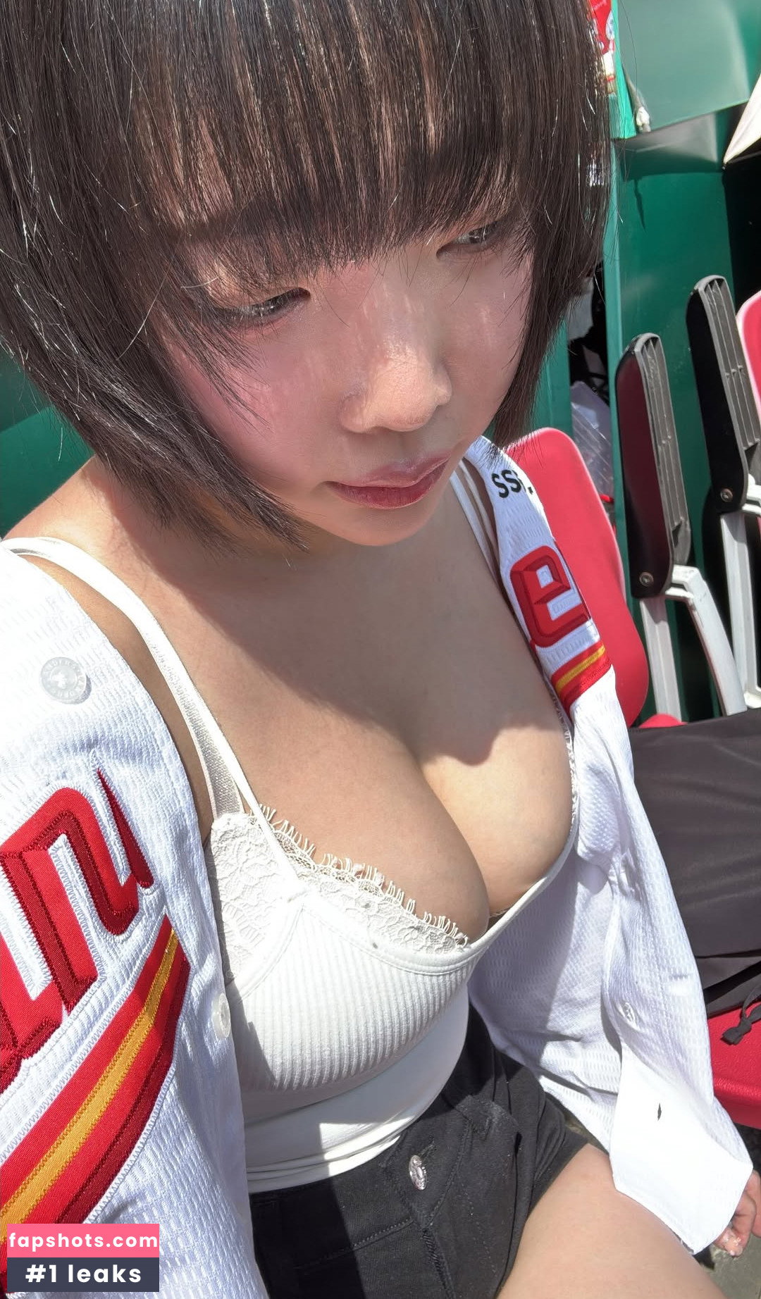 Kang In Kyung gallery photo #1243