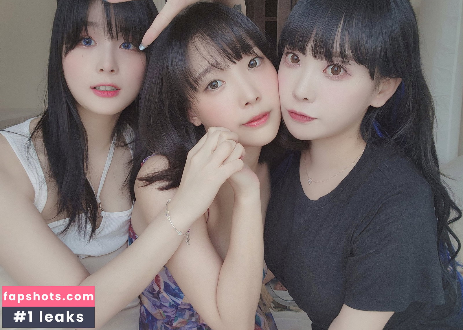 Kang In Kyung gallery photo #501