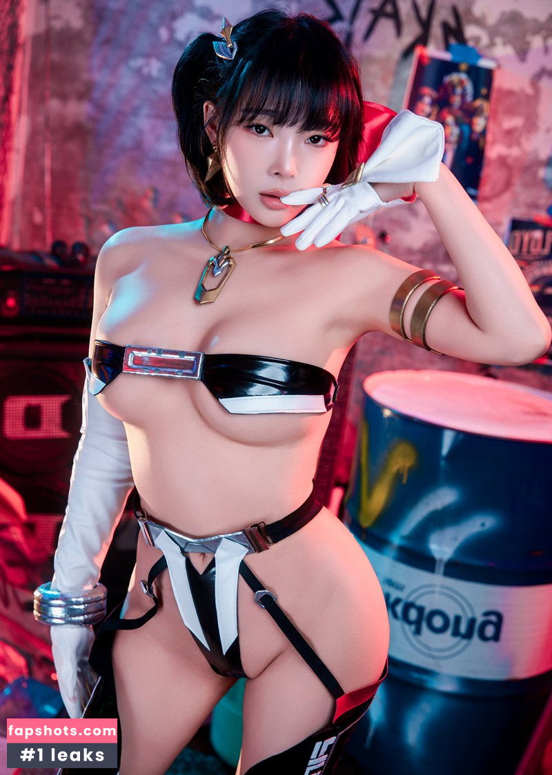 Kang In Kyung gallery photo #62