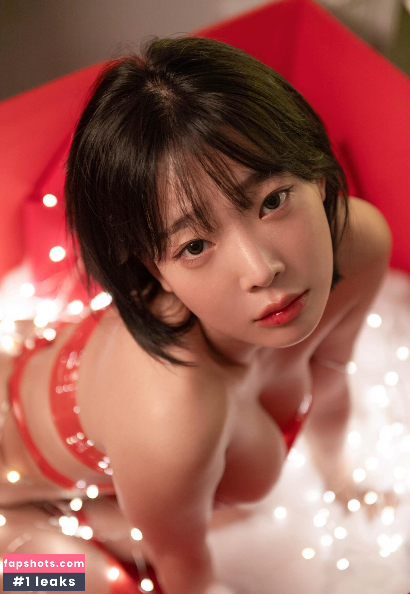 Kang In Kyung gallery photo #376