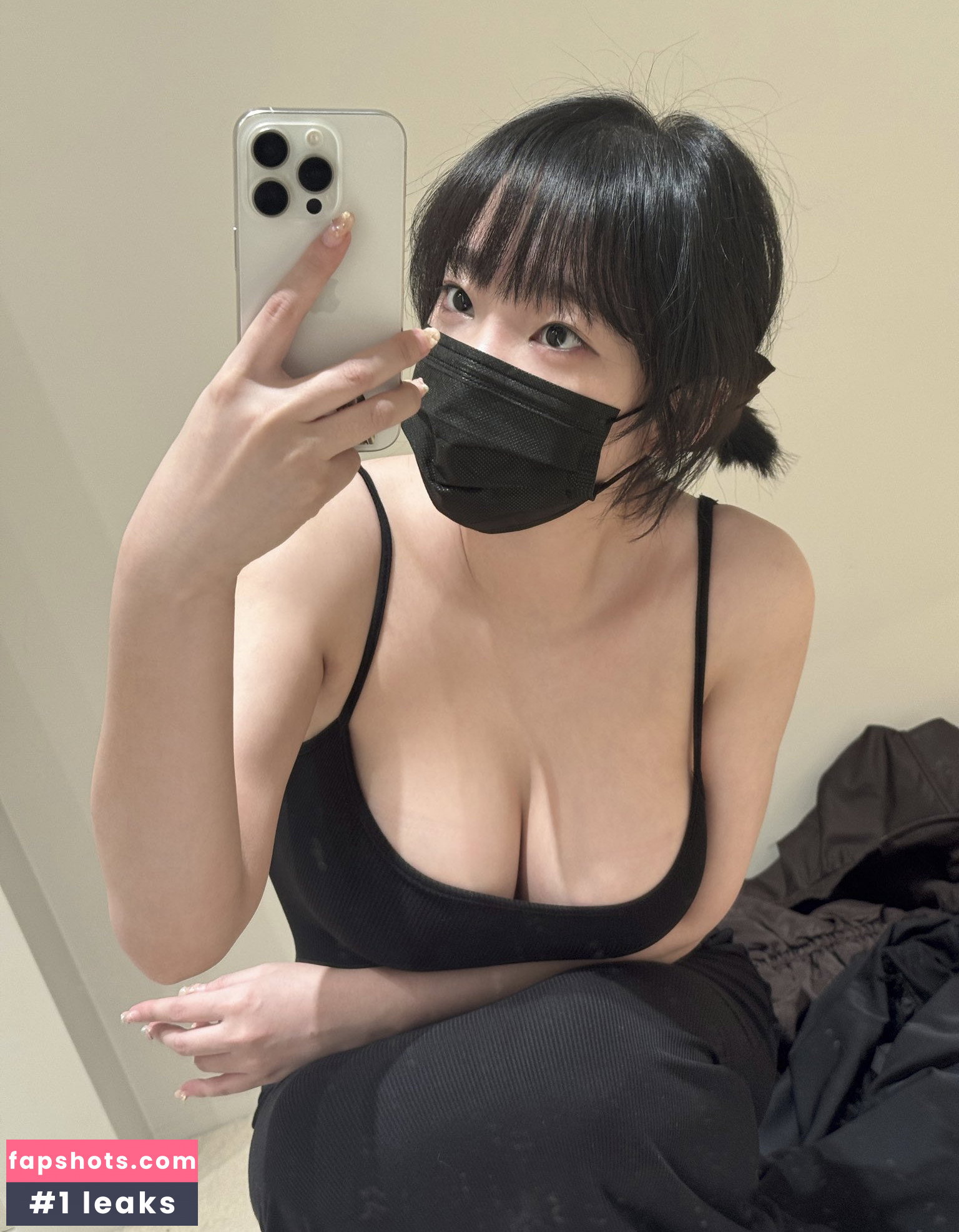 Kang In Kyung gallery photo #428