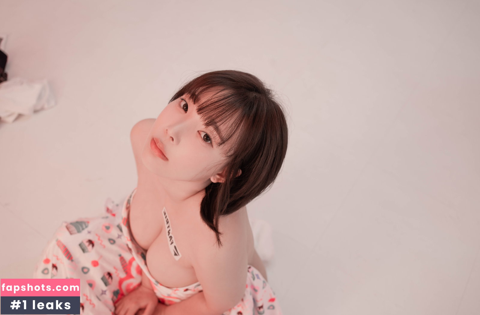 Kang In Kyung gallery photo #76