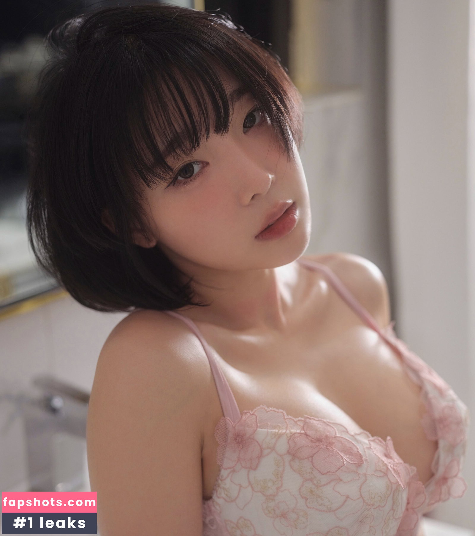 Kang In Kyung gallery photo #1286