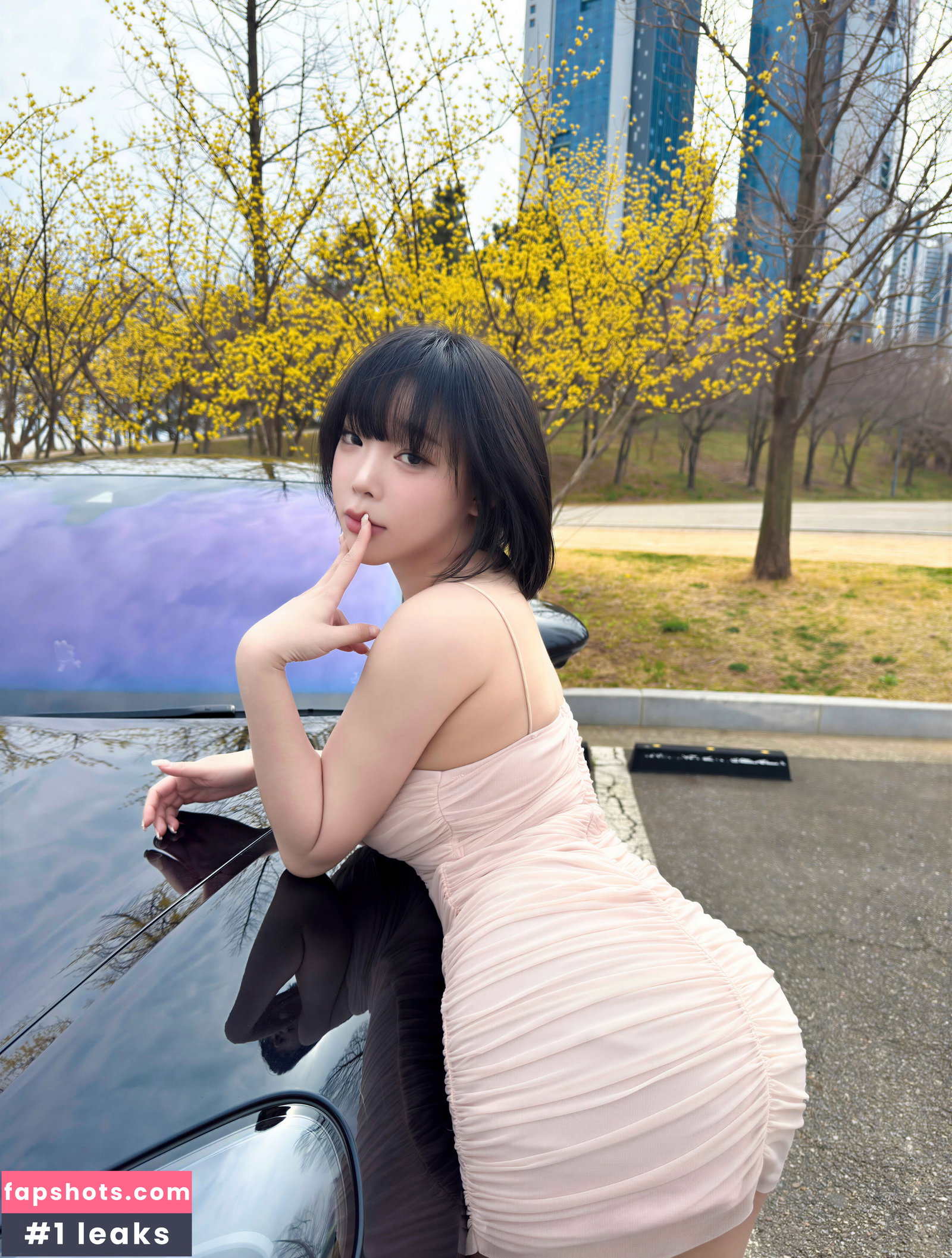 Kang In Kyung gallery photo #871