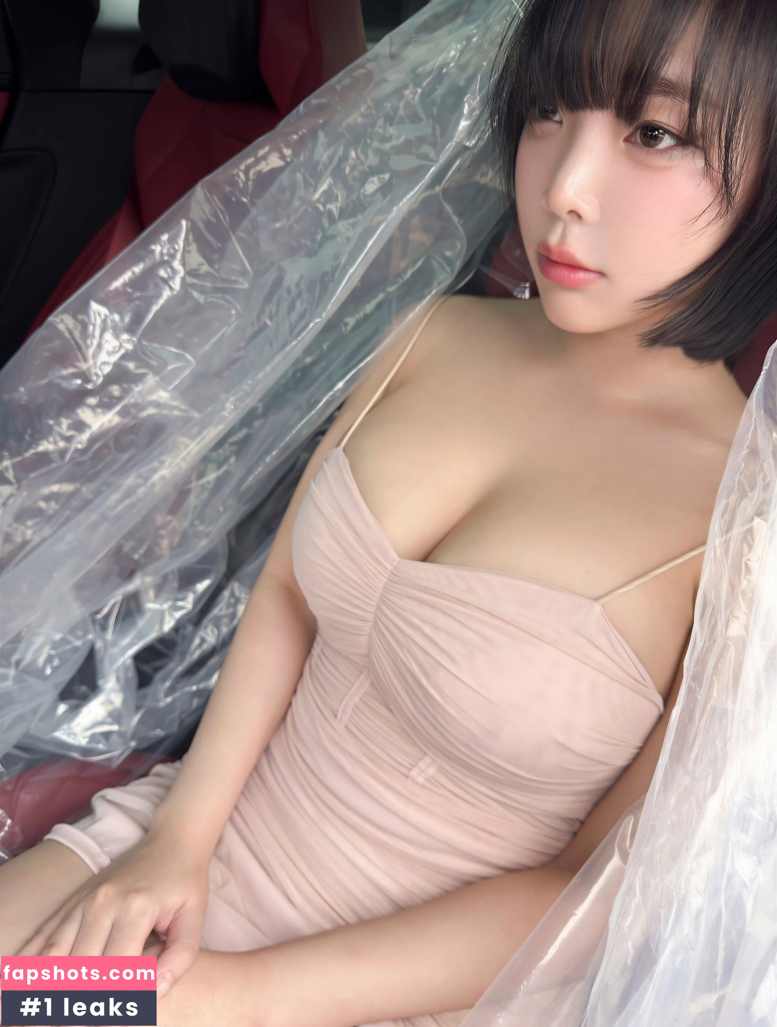 Kang In Kyung gallery photo #183