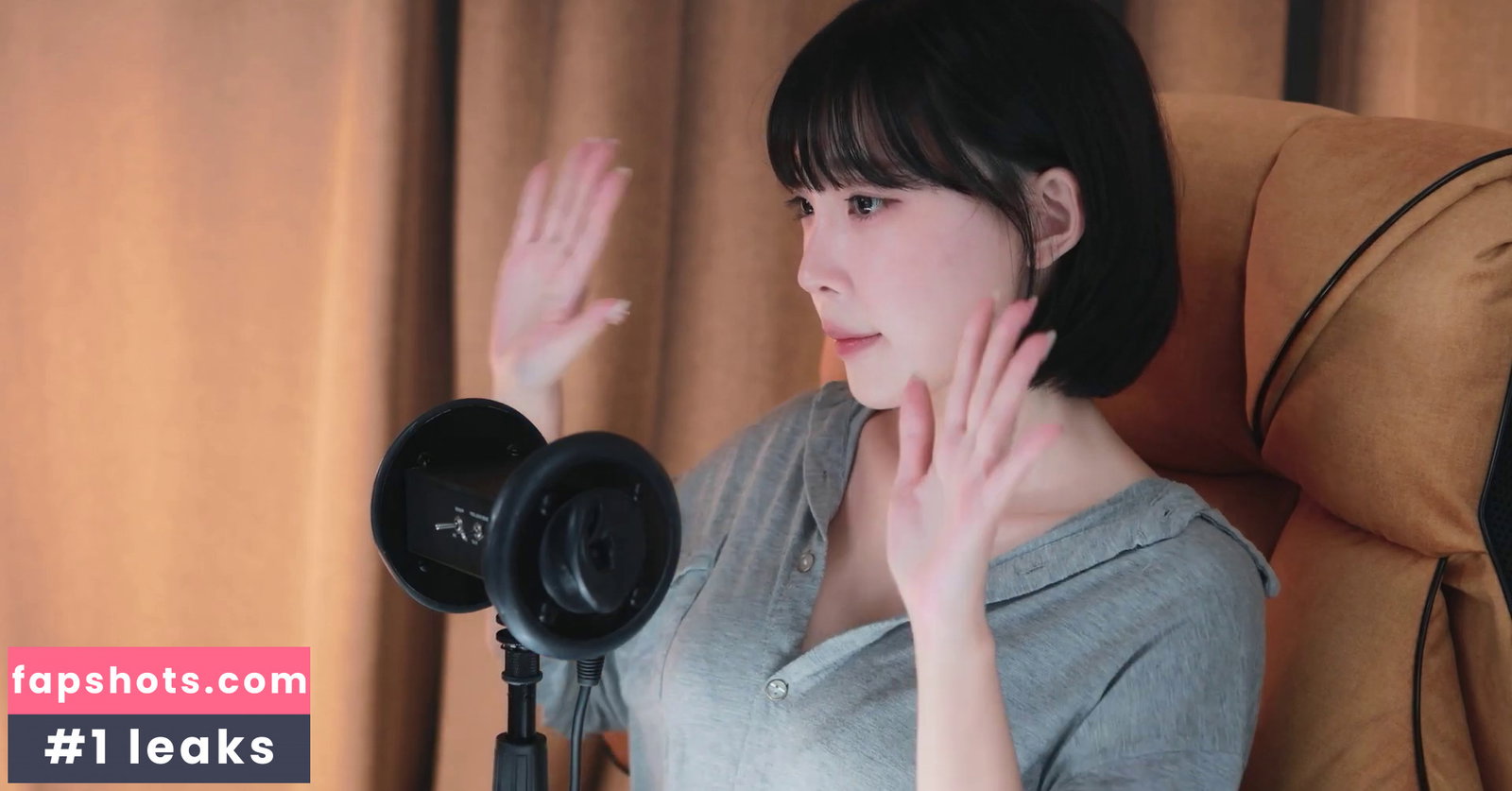 Kang In Kyung gallery photo #210