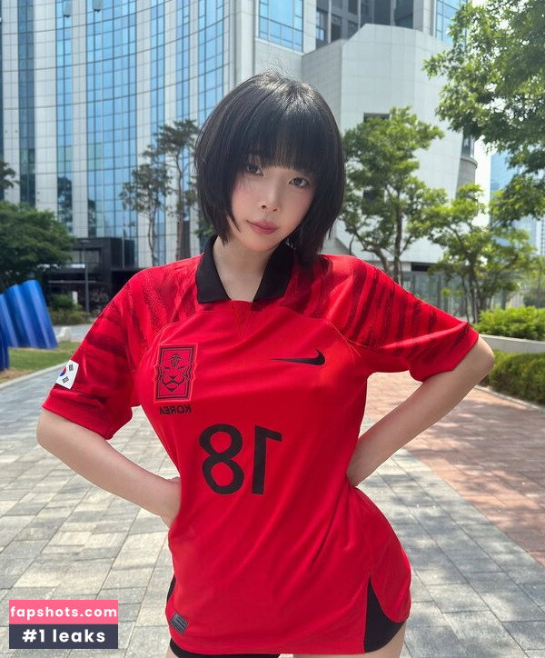 Kang In Kyung gallery photo #275