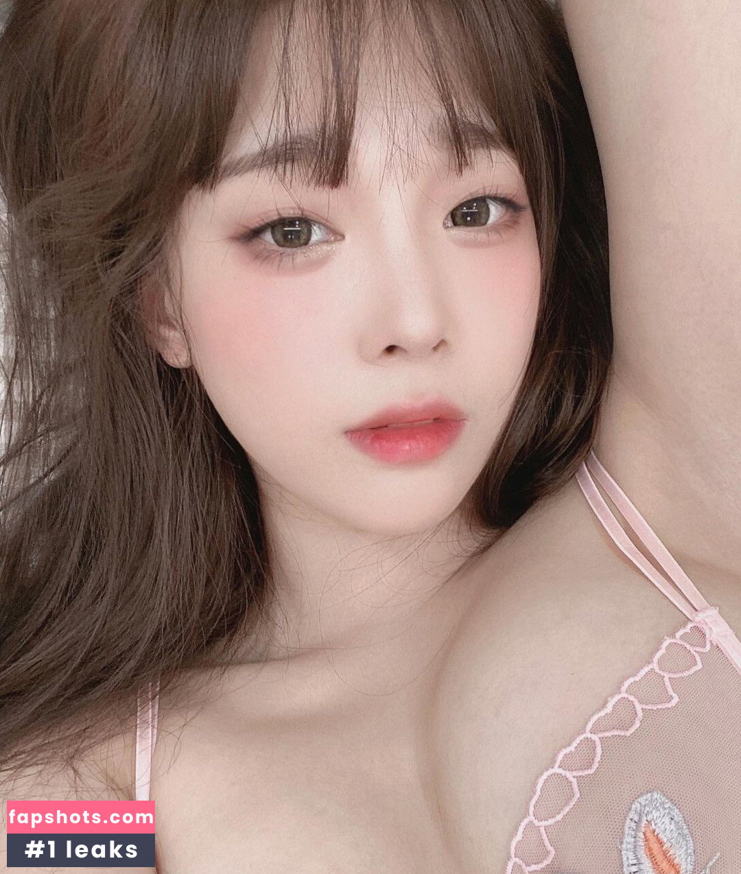 Kang In Kyung gallery photo #763