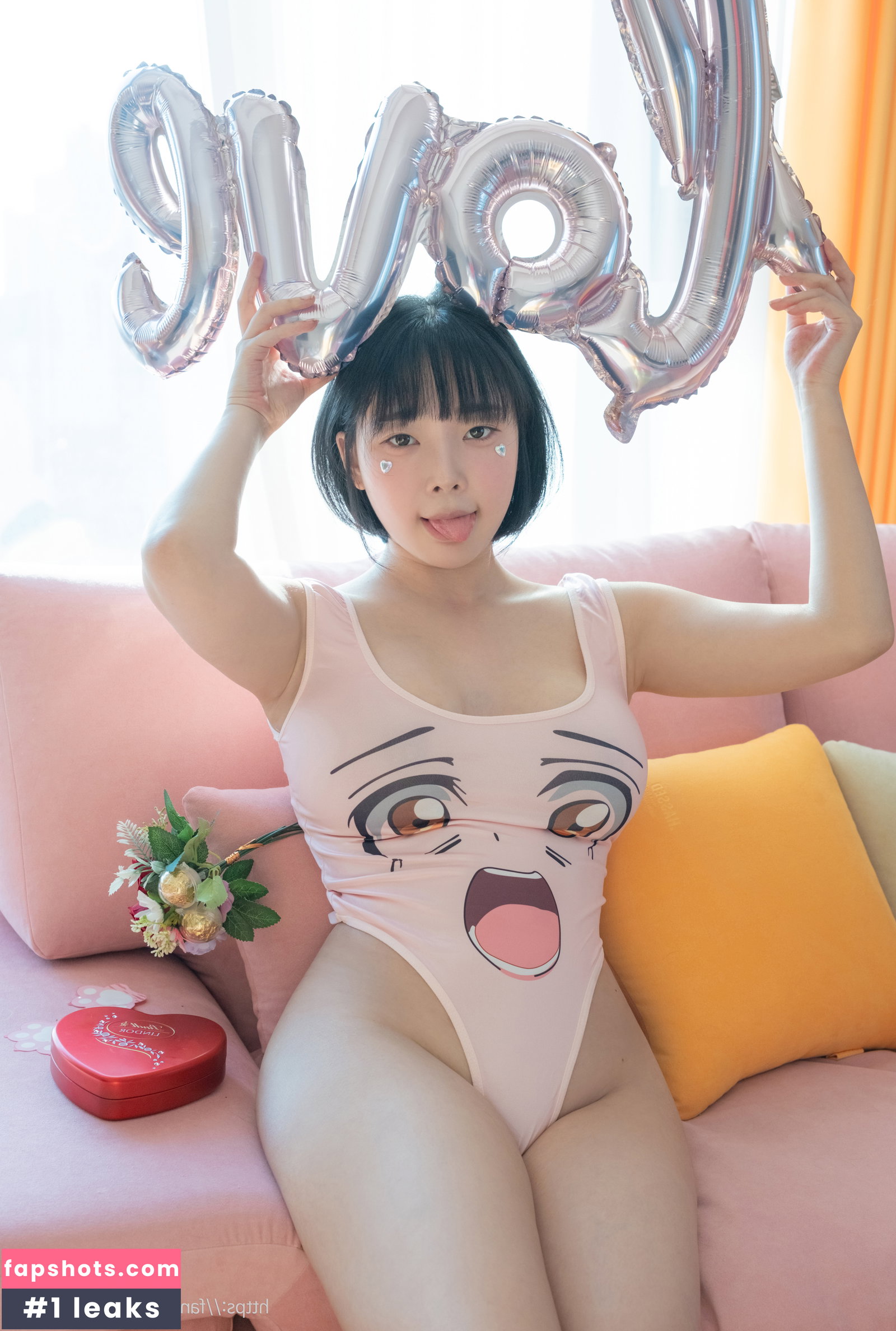 Kang In Kyung gallery photo #140