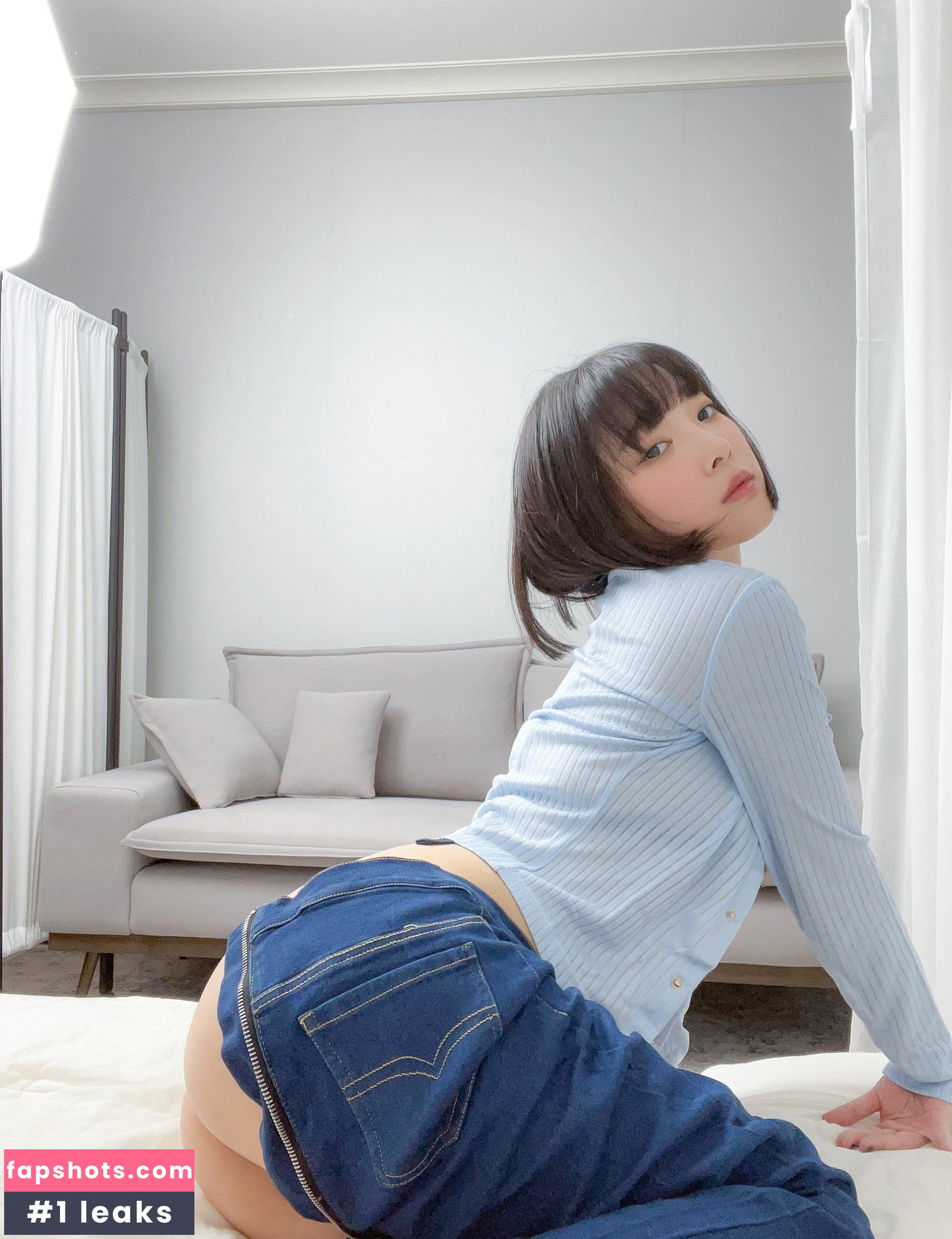 Kang In Kyung gallery photo #698