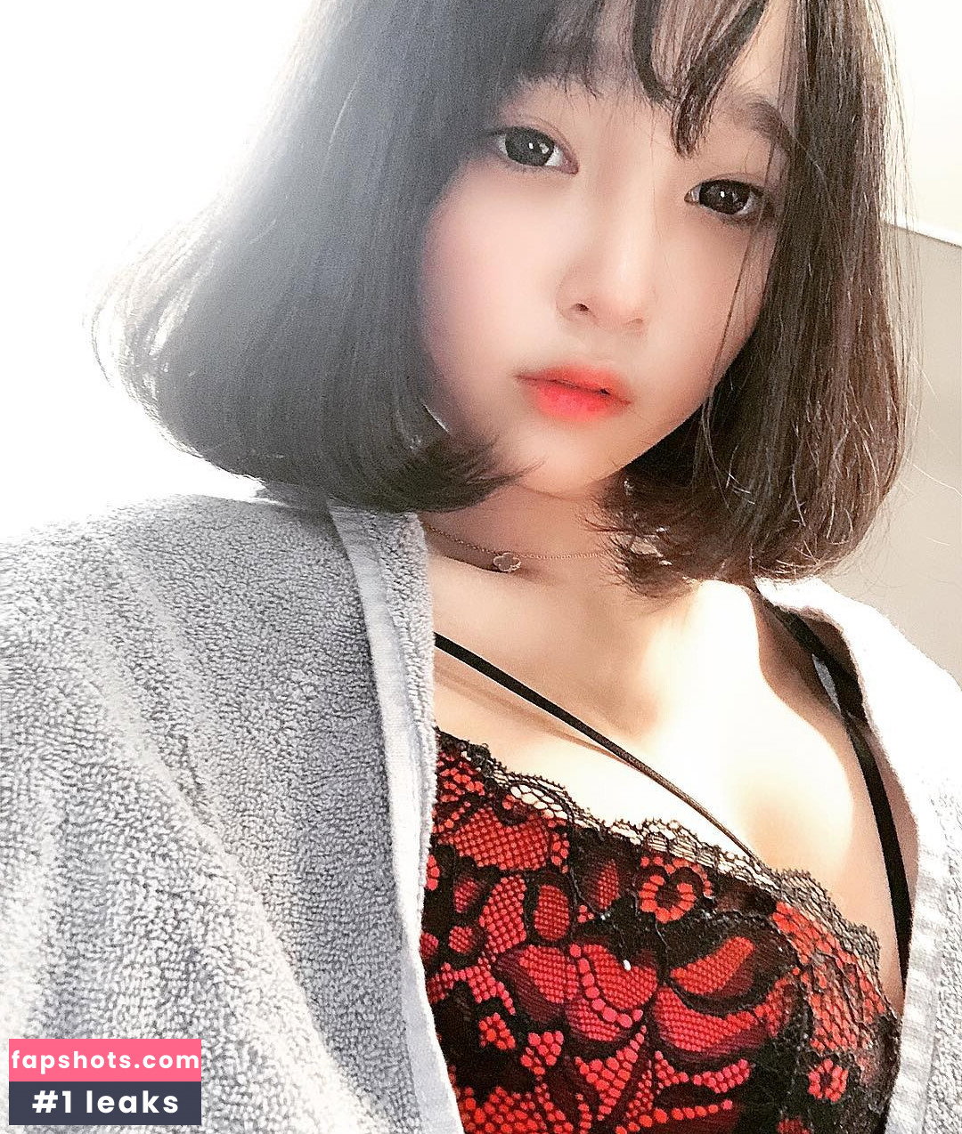 Kang In Kyung gallery photo #804