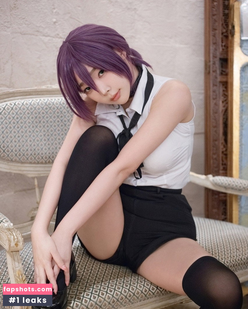 Kang In Kyung gallery photo #3011