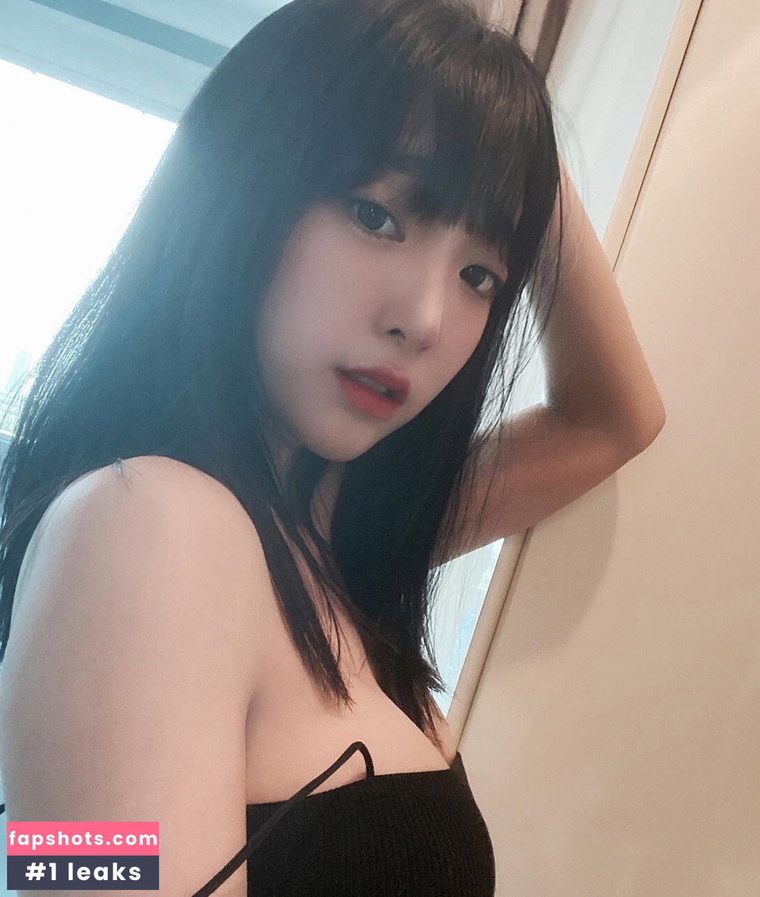 Kang In Kyung gallery photo #2277