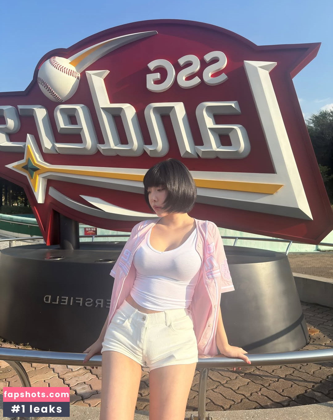 Kang In Kyung gallery photo #2456
