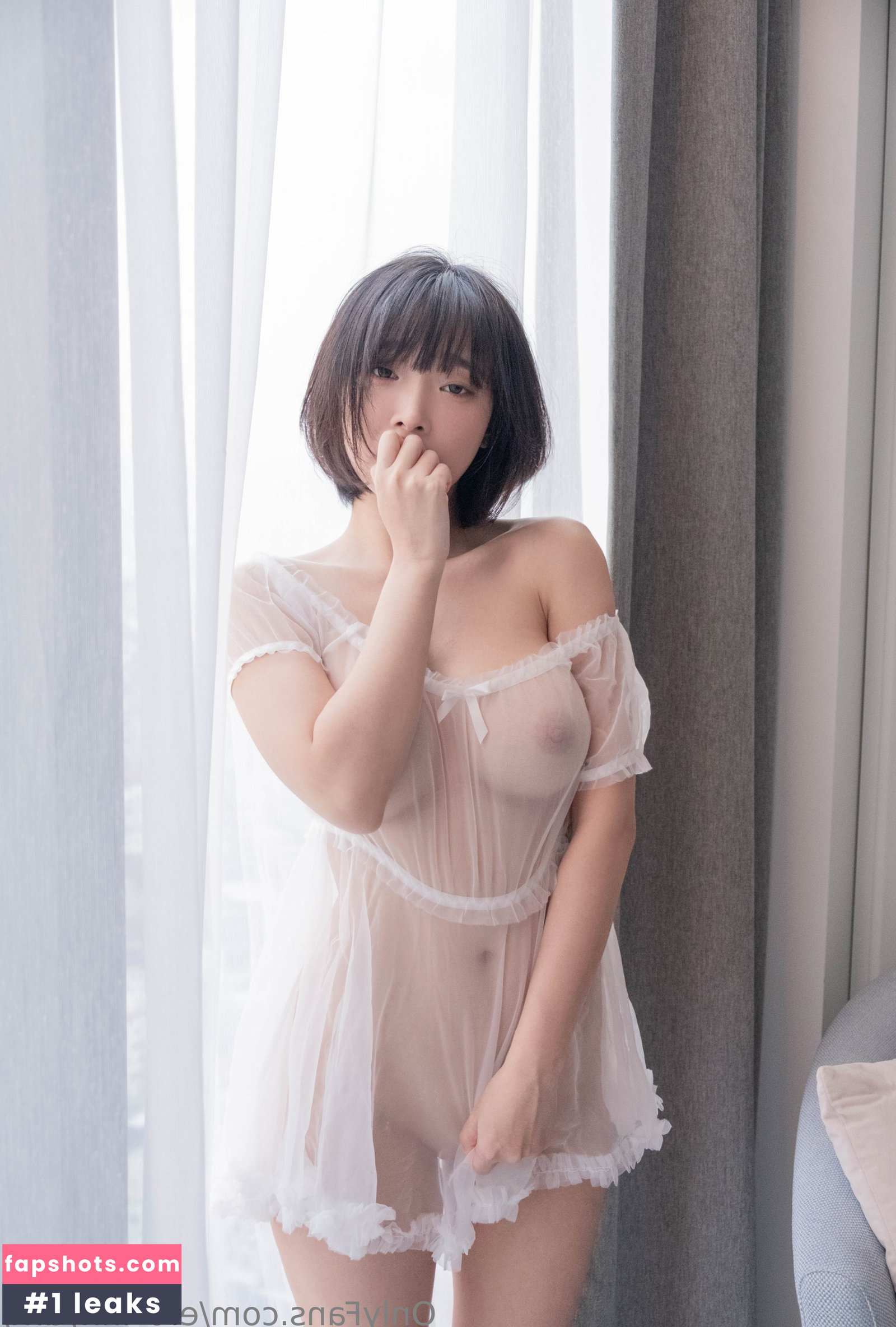 Kang In Kyung gallery photo #3013