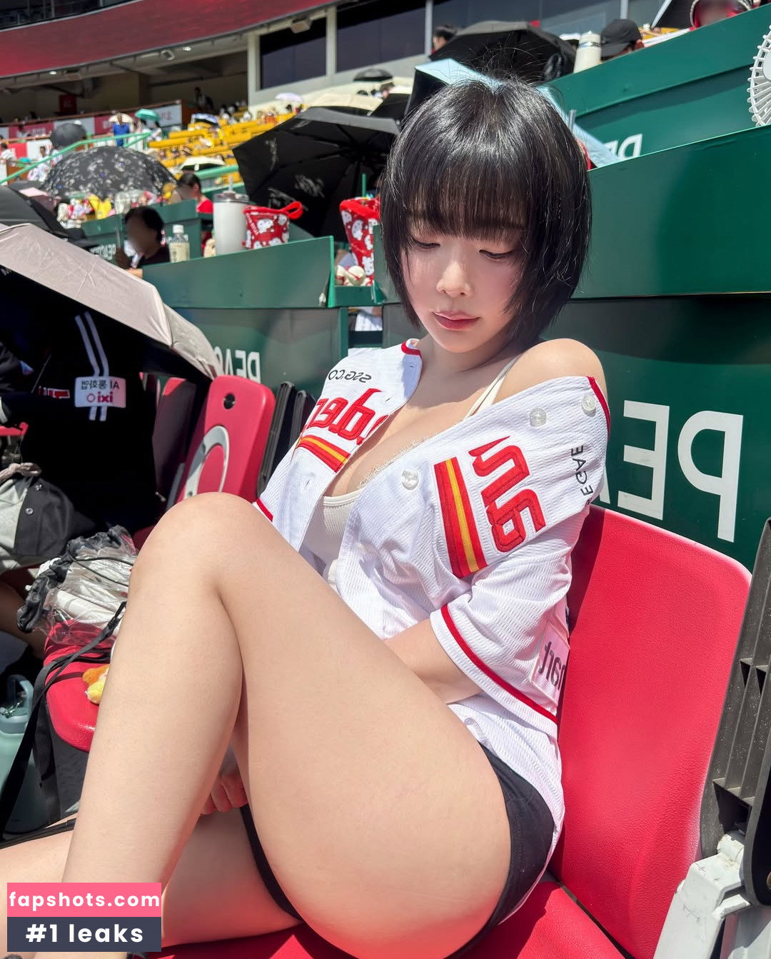 Kang In Kyung gallery photo #2270