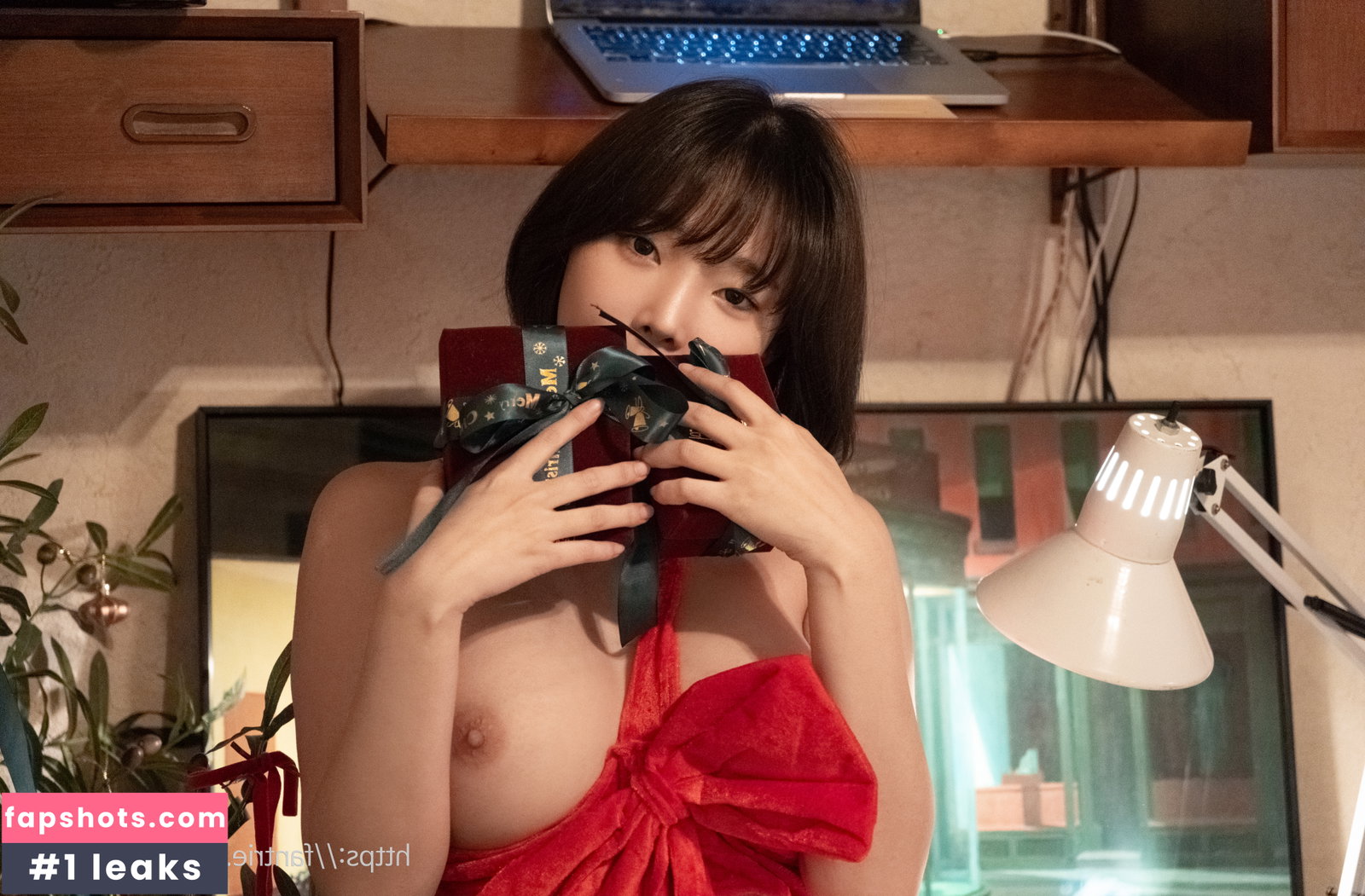 Kang In Kyung gallery photo #3420