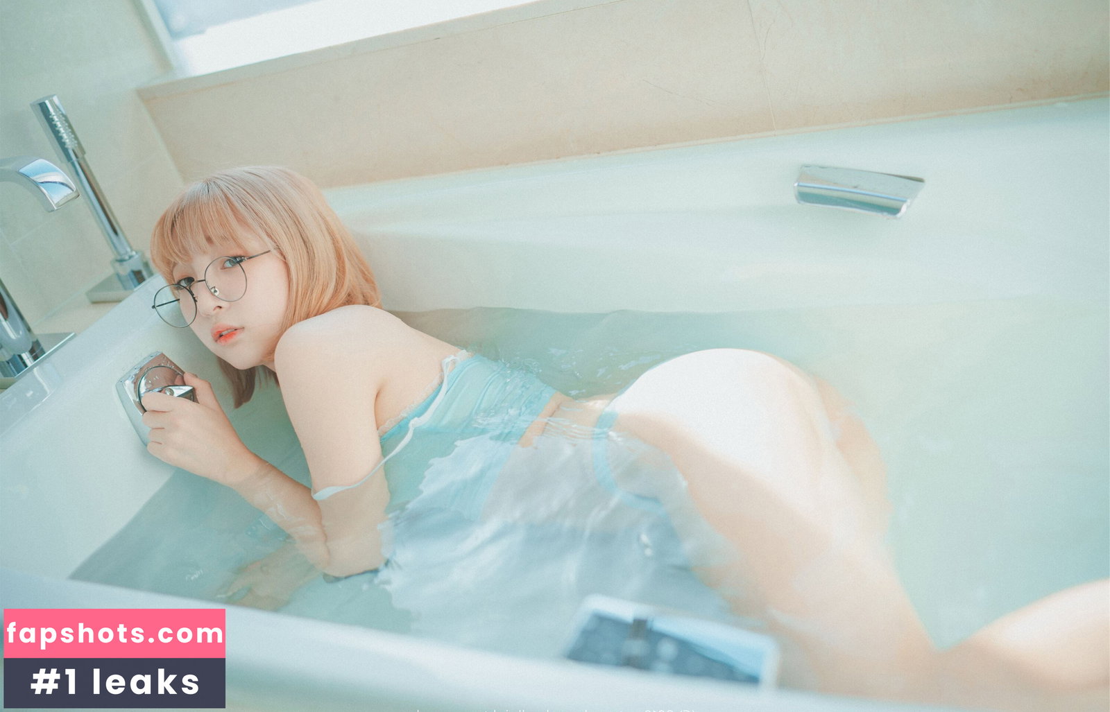Kang In Kyung gallery photo #3451