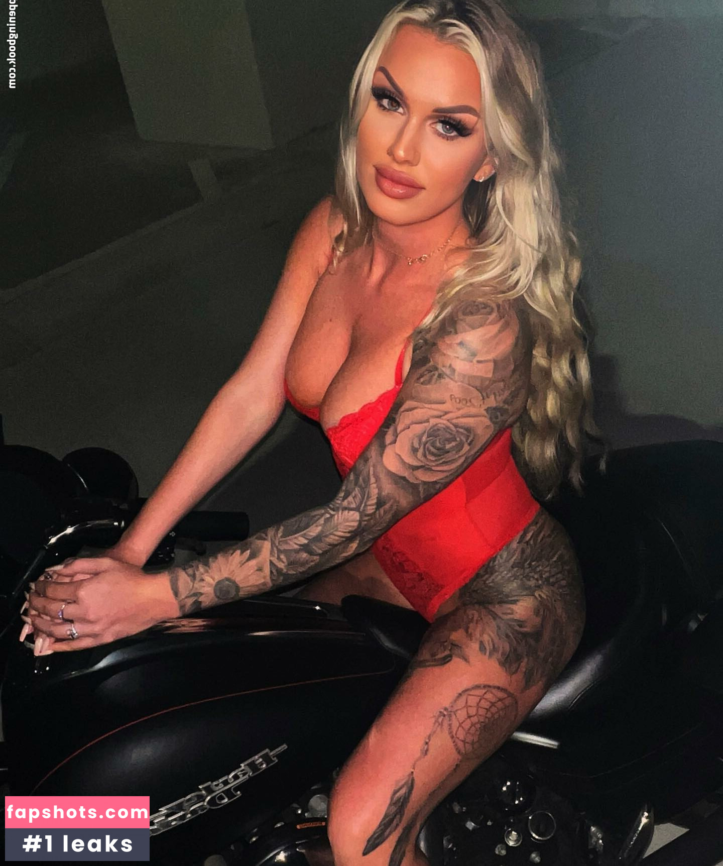 Kara.C gallery photo #19