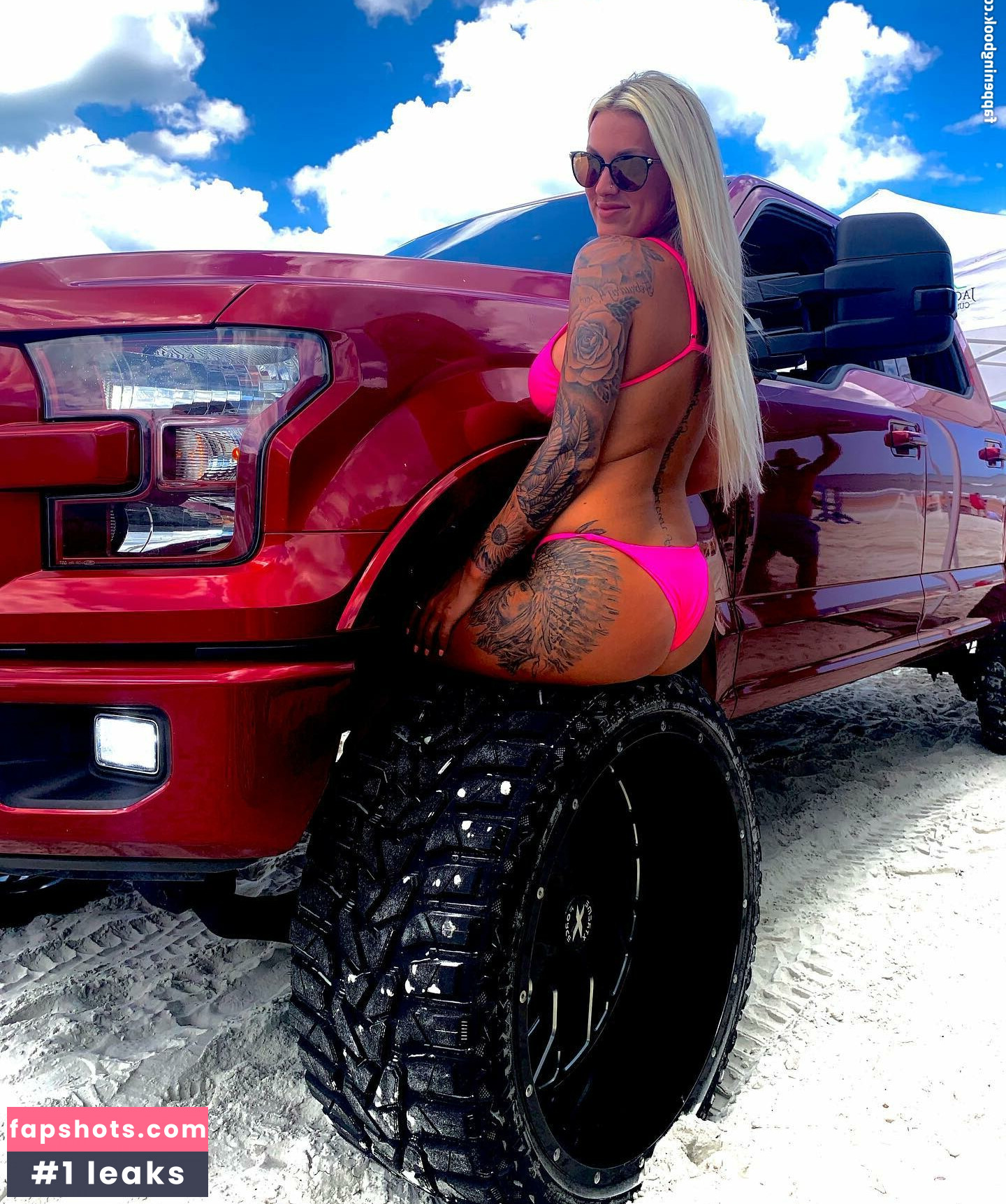 Kara.C gallery photo #10