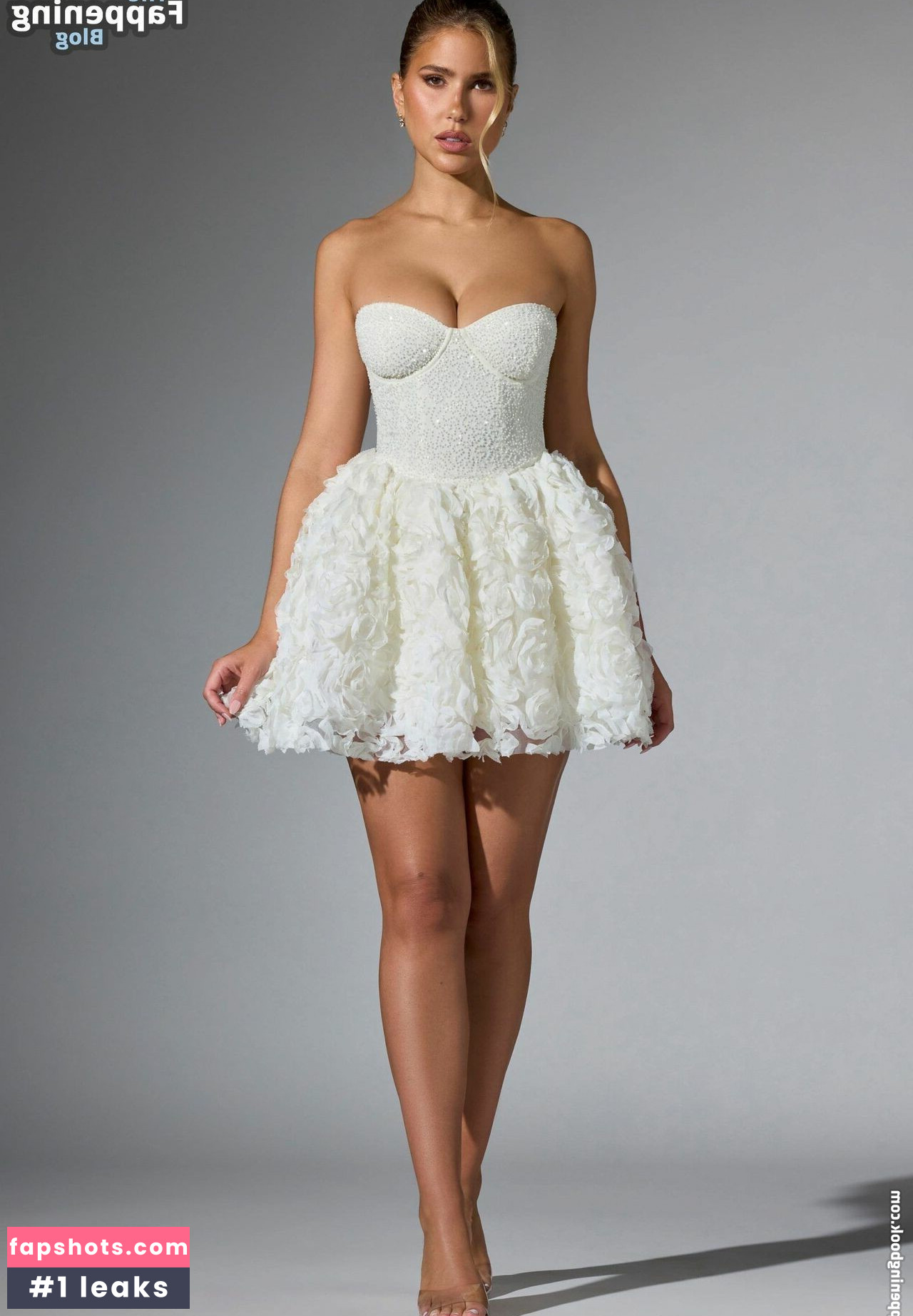 Kara Del Toro gallery photo #1011