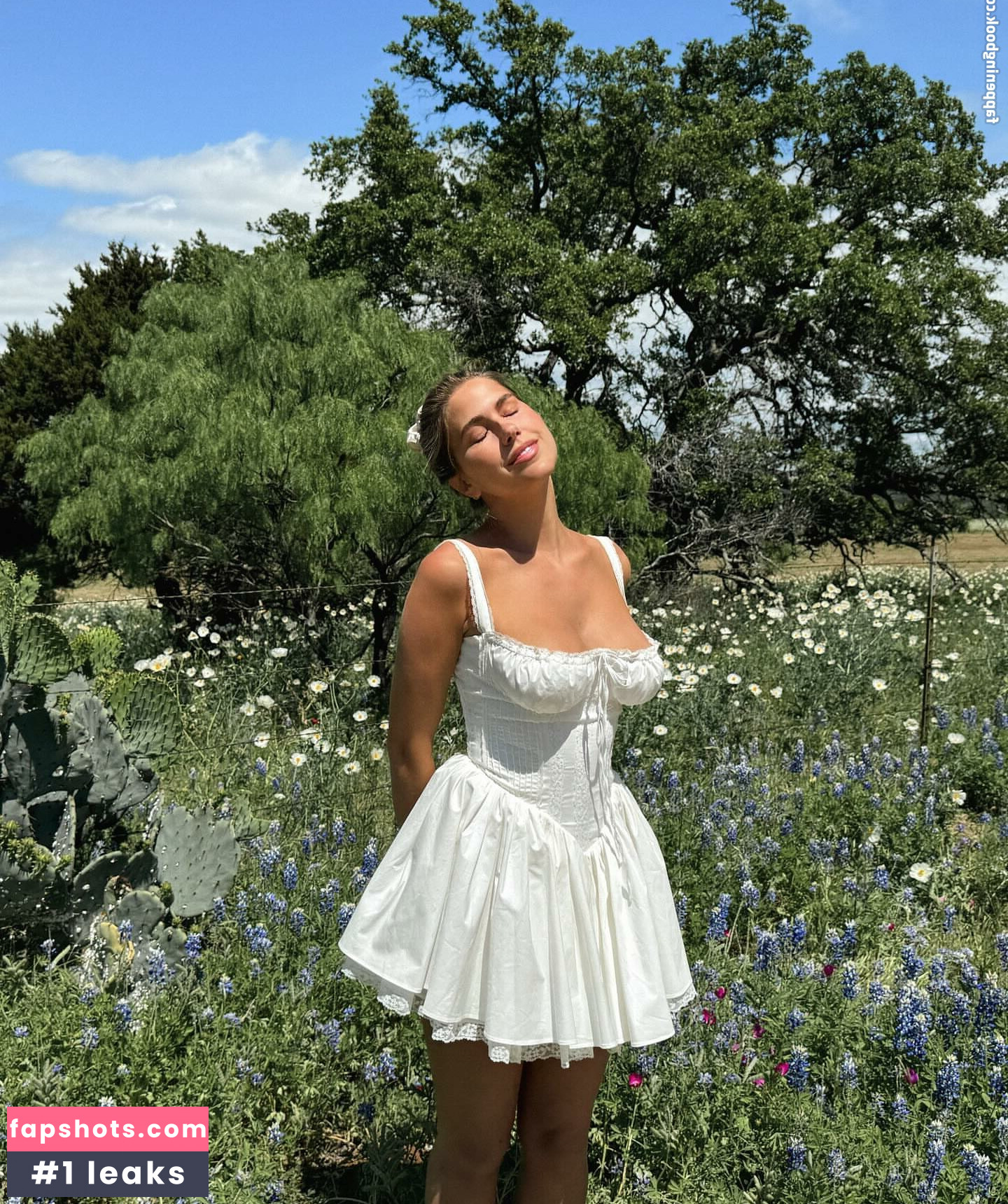 Kara Del Toro gallery photo #1015
