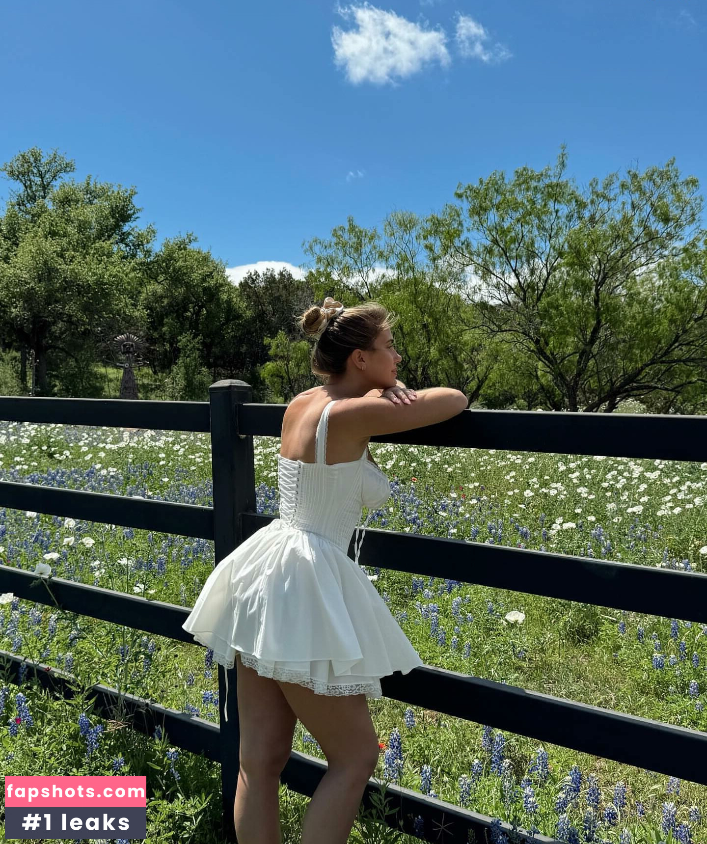 Kara Del Toro gallery photo #1021