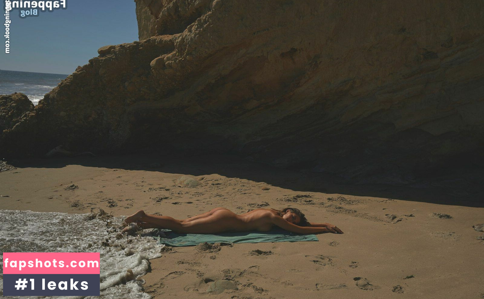 Kara Del Toro gallery photo #1033